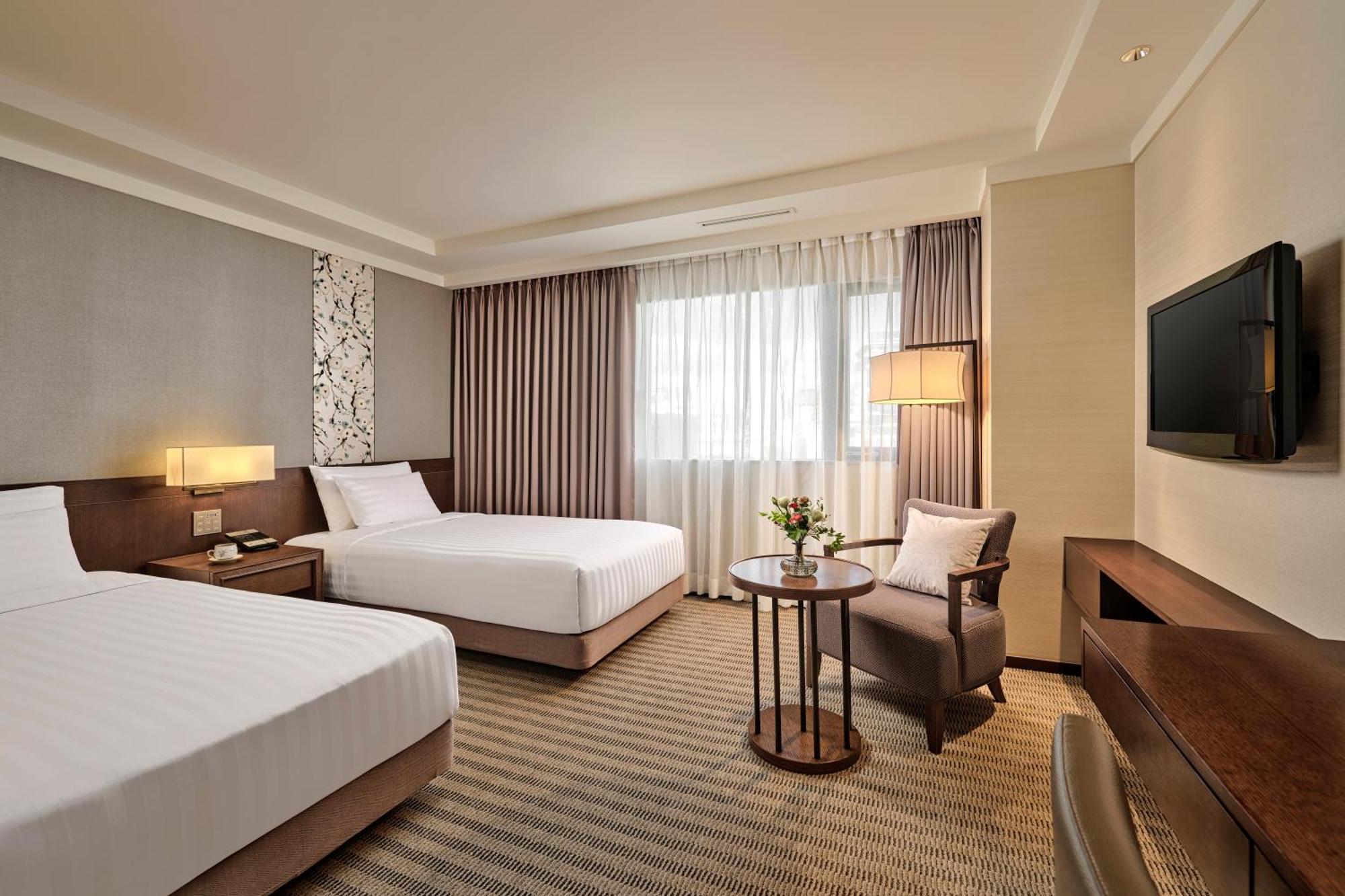 Standard Deluxe Twin Room