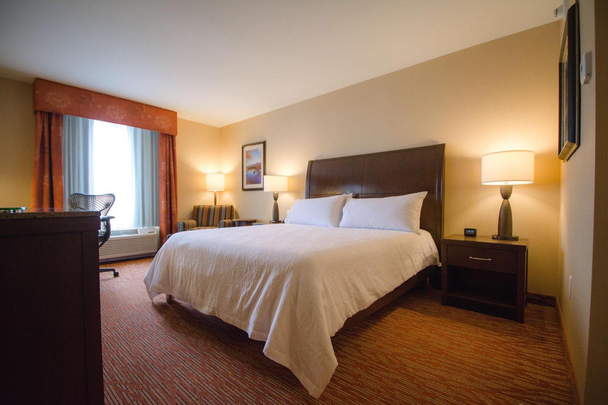 Premium King Room
