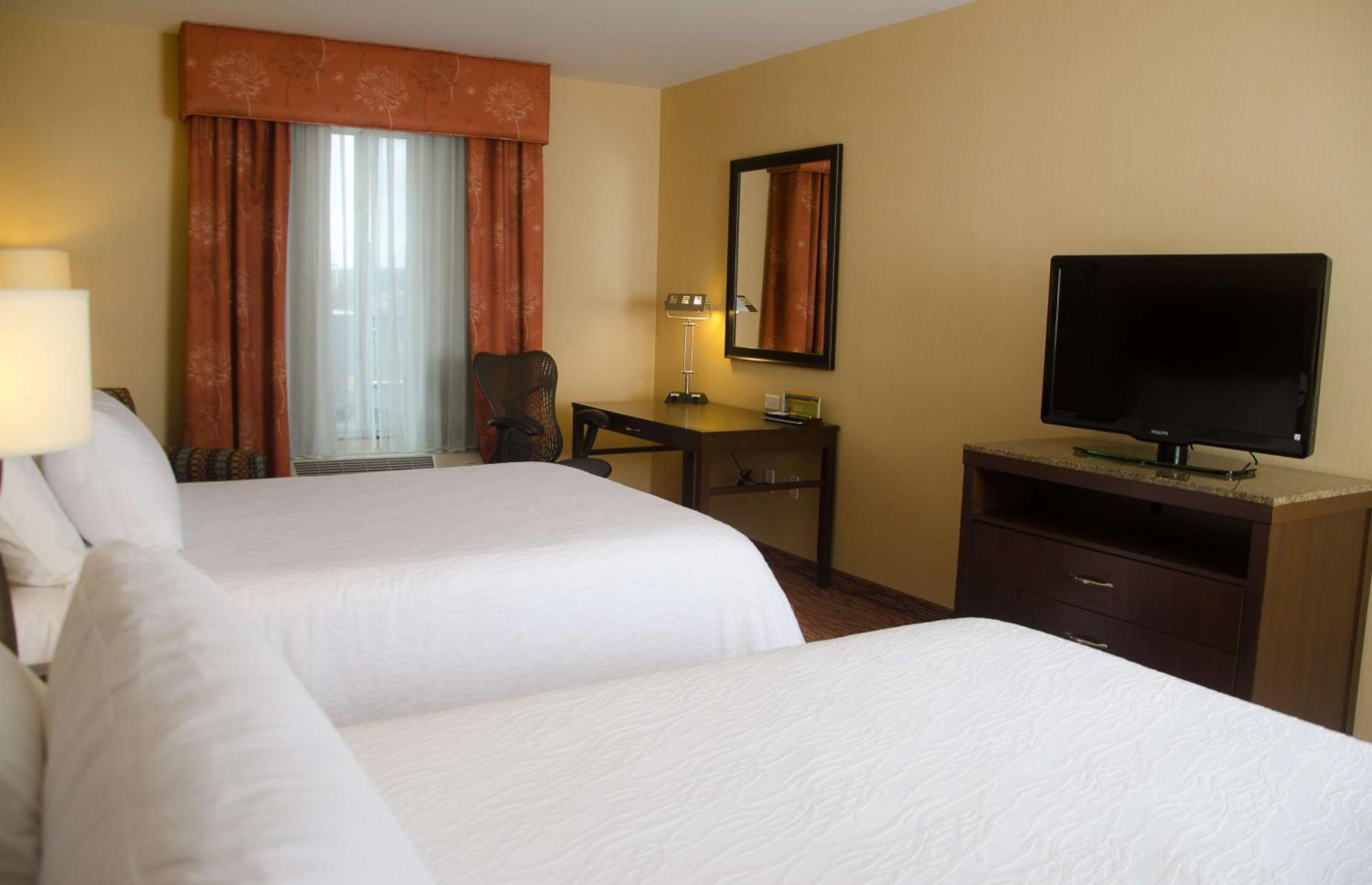 Queen Room Two Queen Beds
