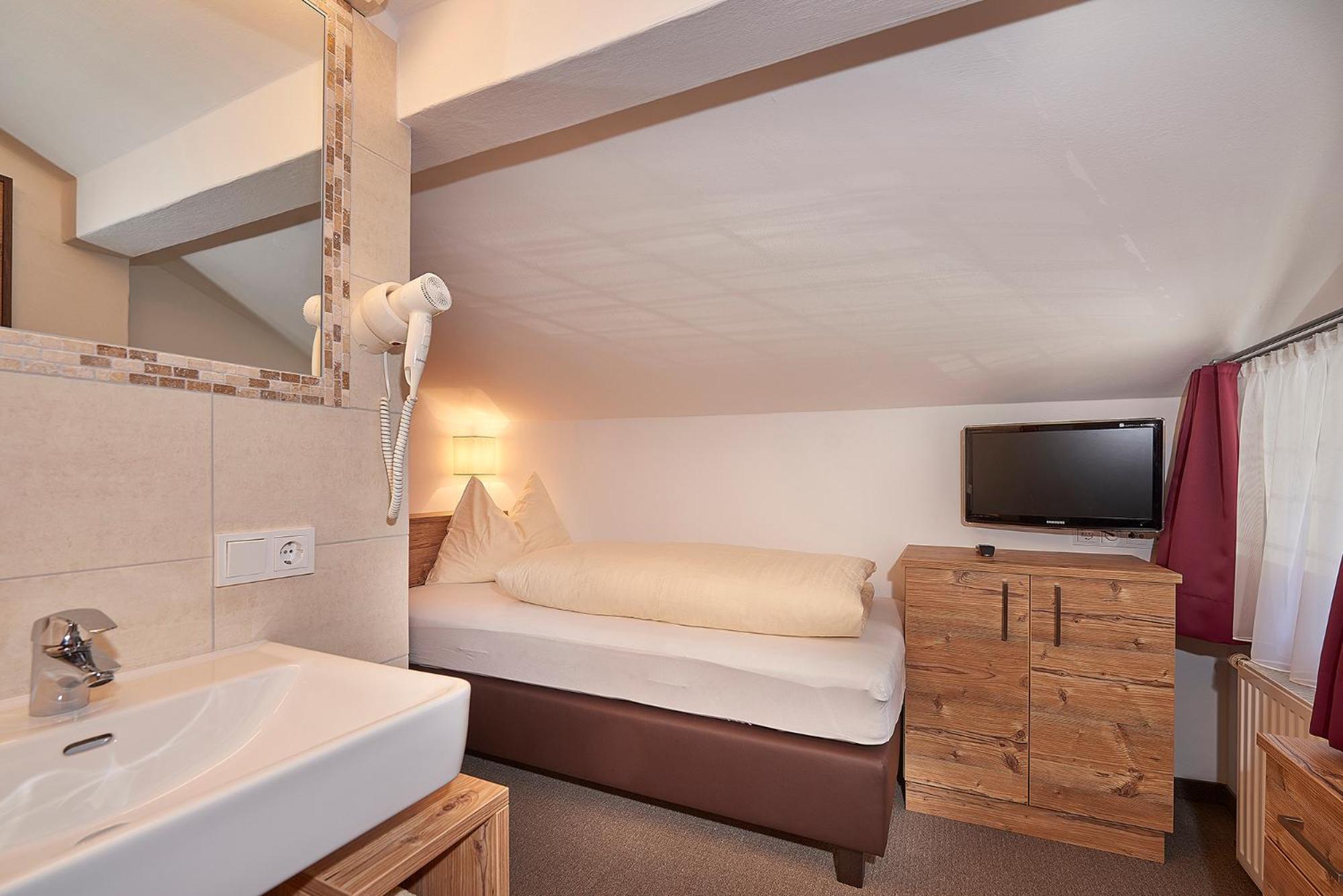 Single Room Balcony