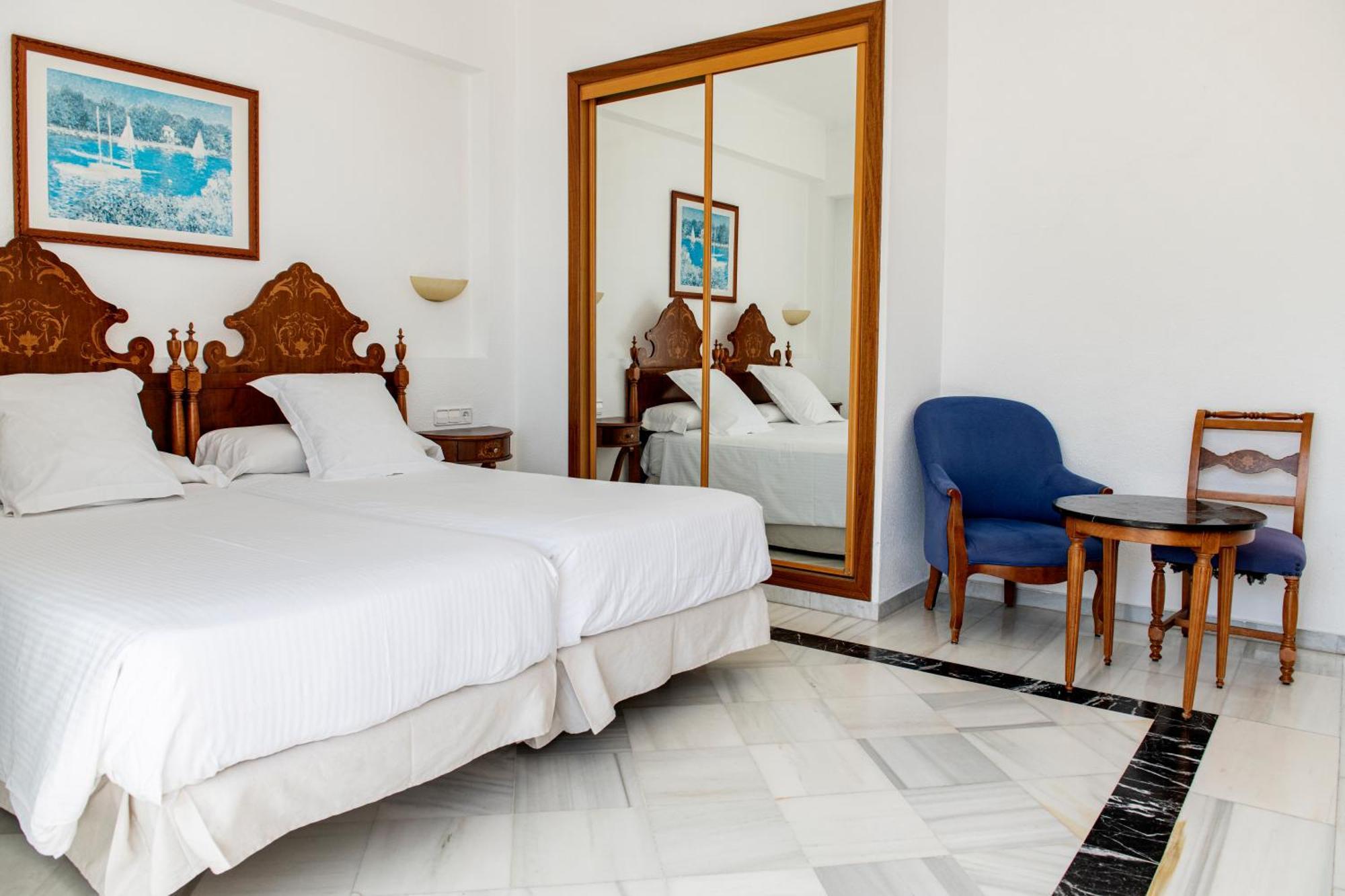 Double Room Frontal Sea View