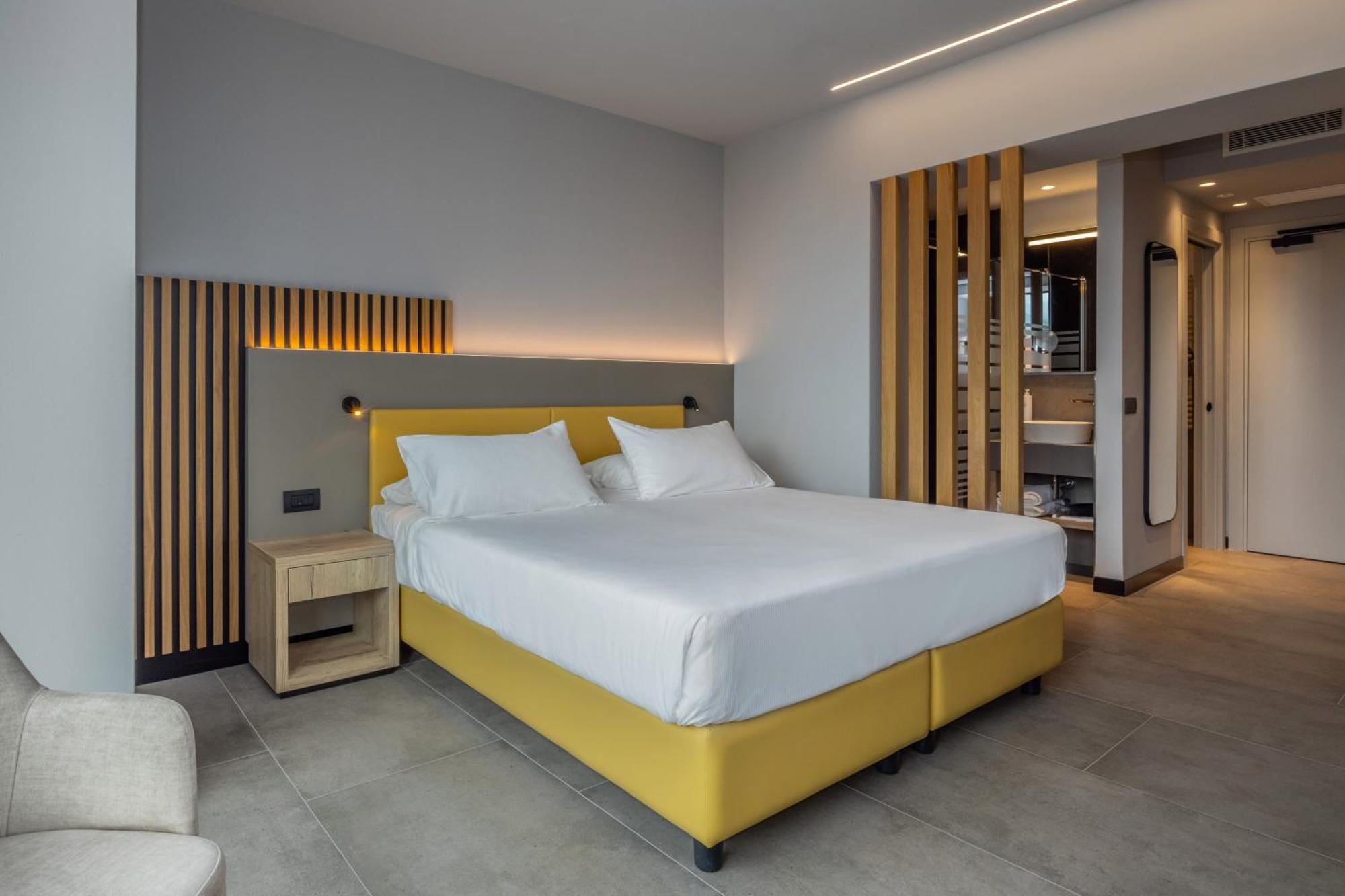 Deluxe Double Room Balcony