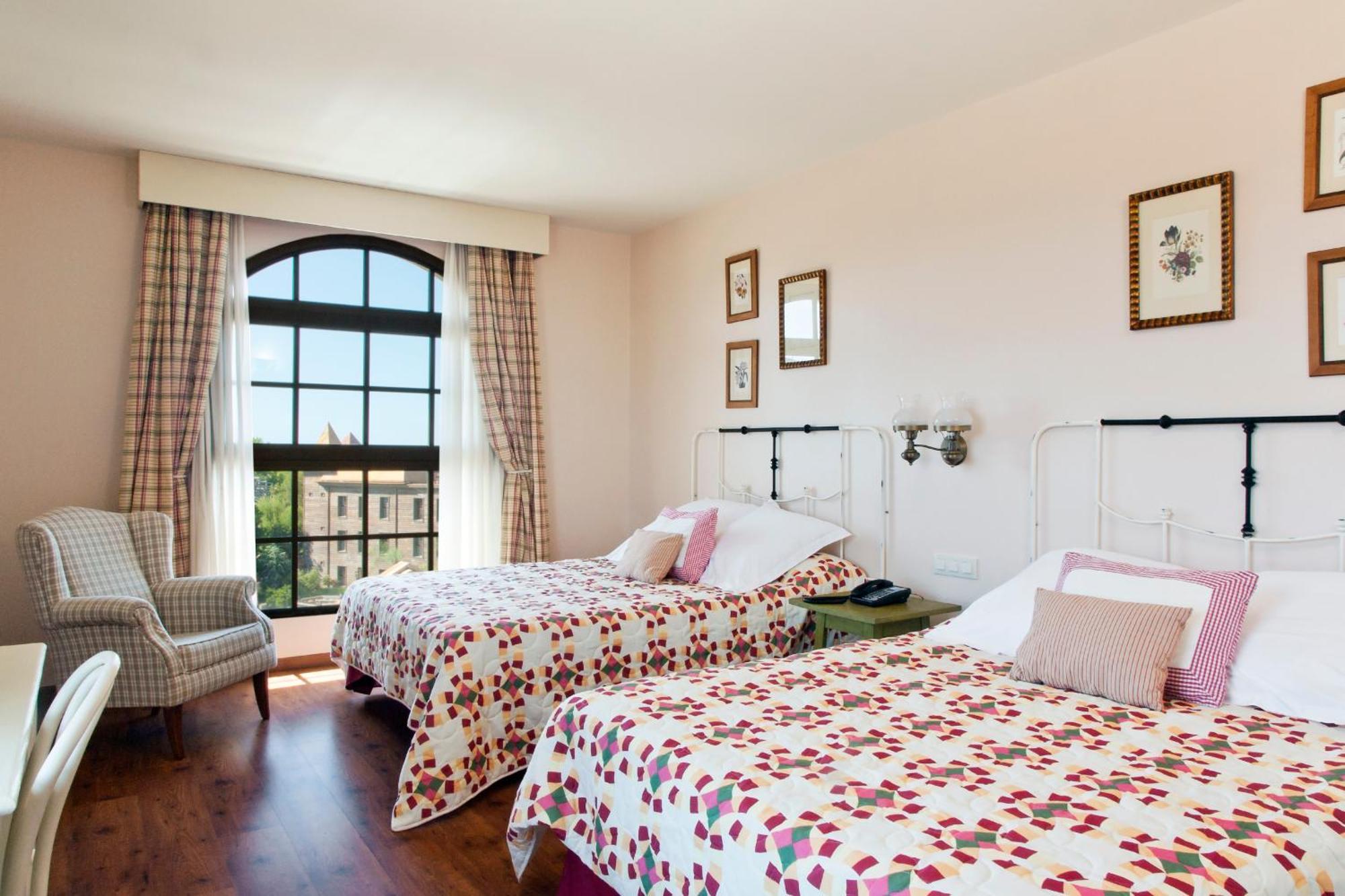 Standard Room Access to PortAventura Park 1 ticket to Ferrari Land