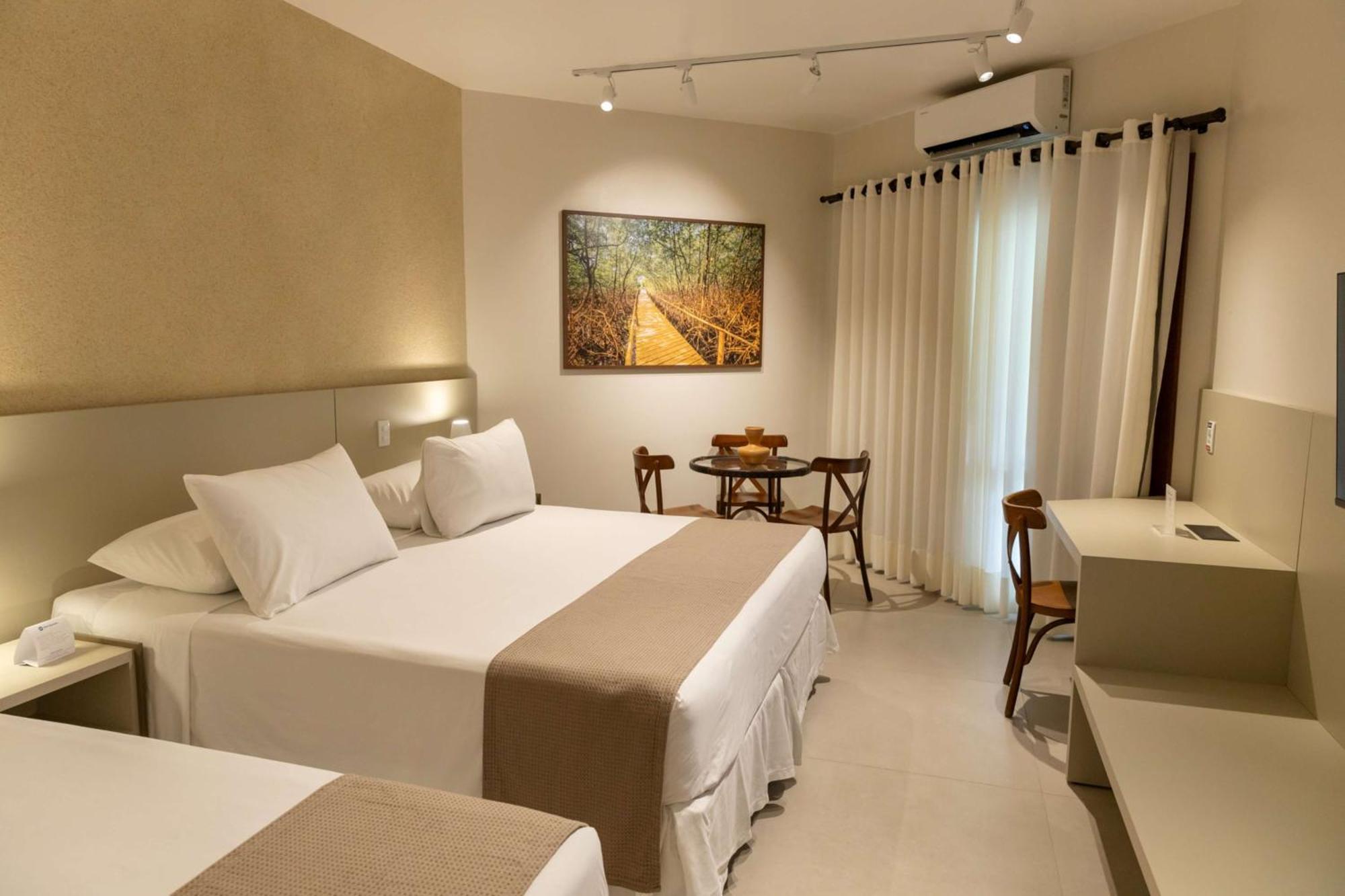 Premier Triple Room One Queen One Single Bed