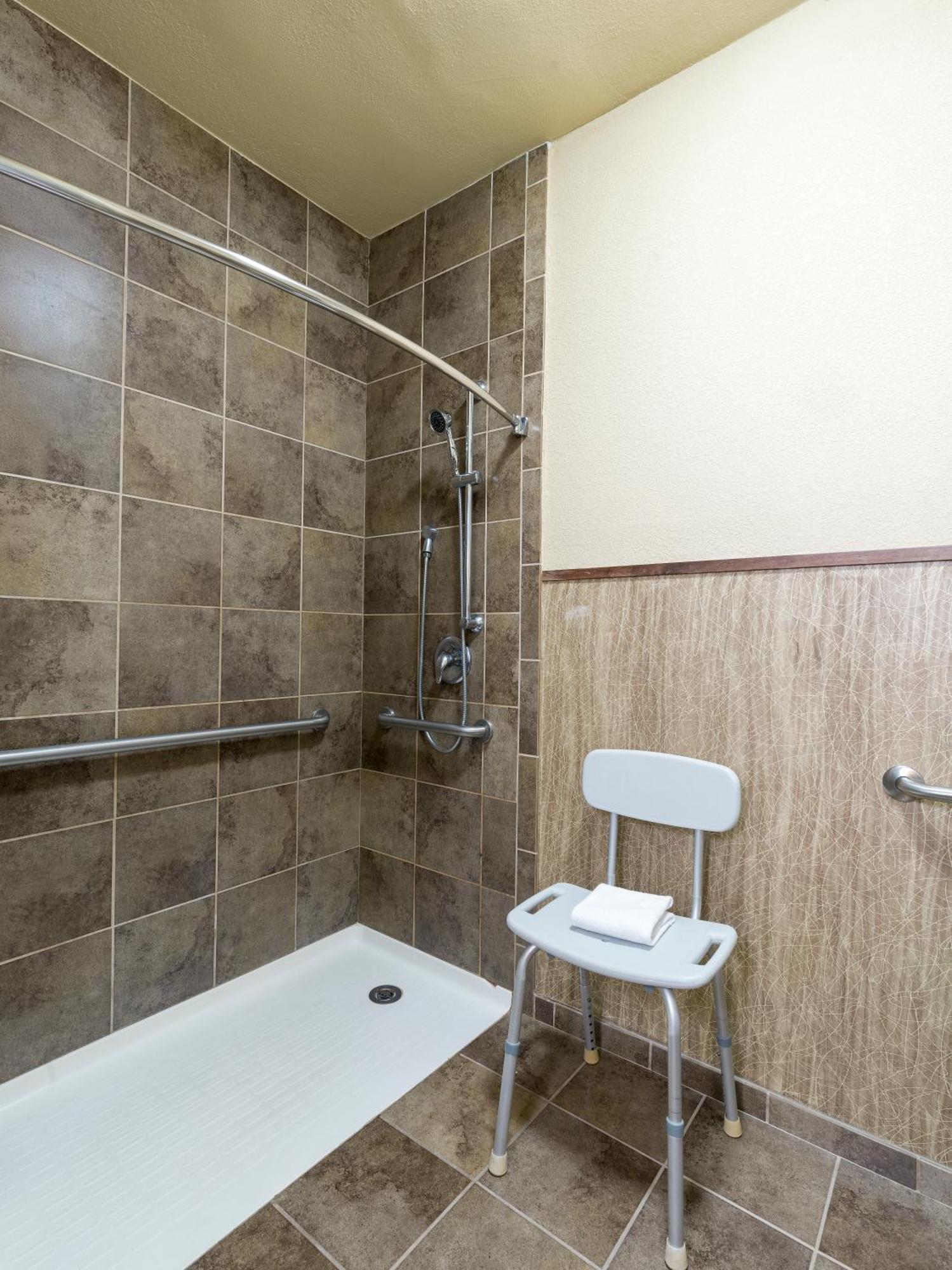 Queen Room Two Queen Beds Disability Access Roll Shower