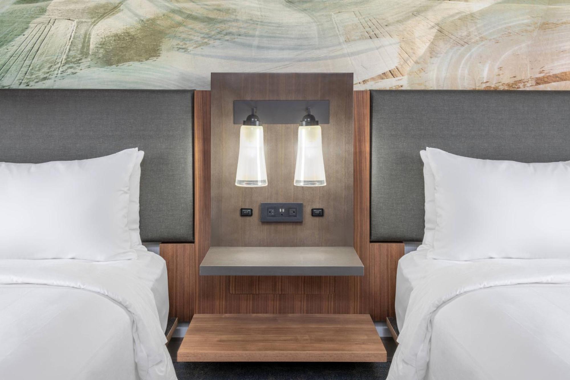 Queen Room Two Queen Beds