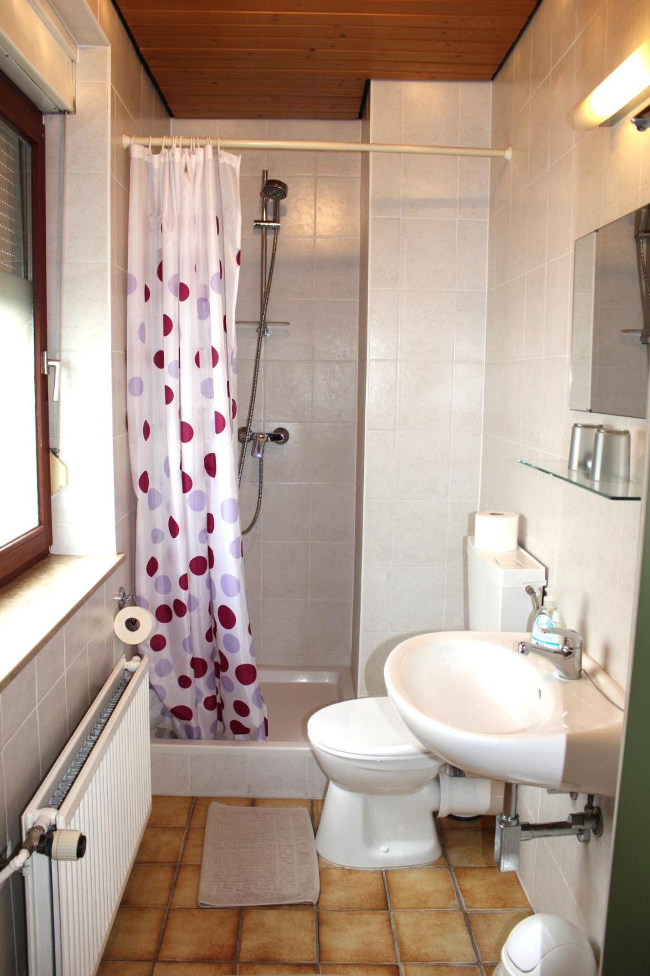 Double or Twin Room Shower