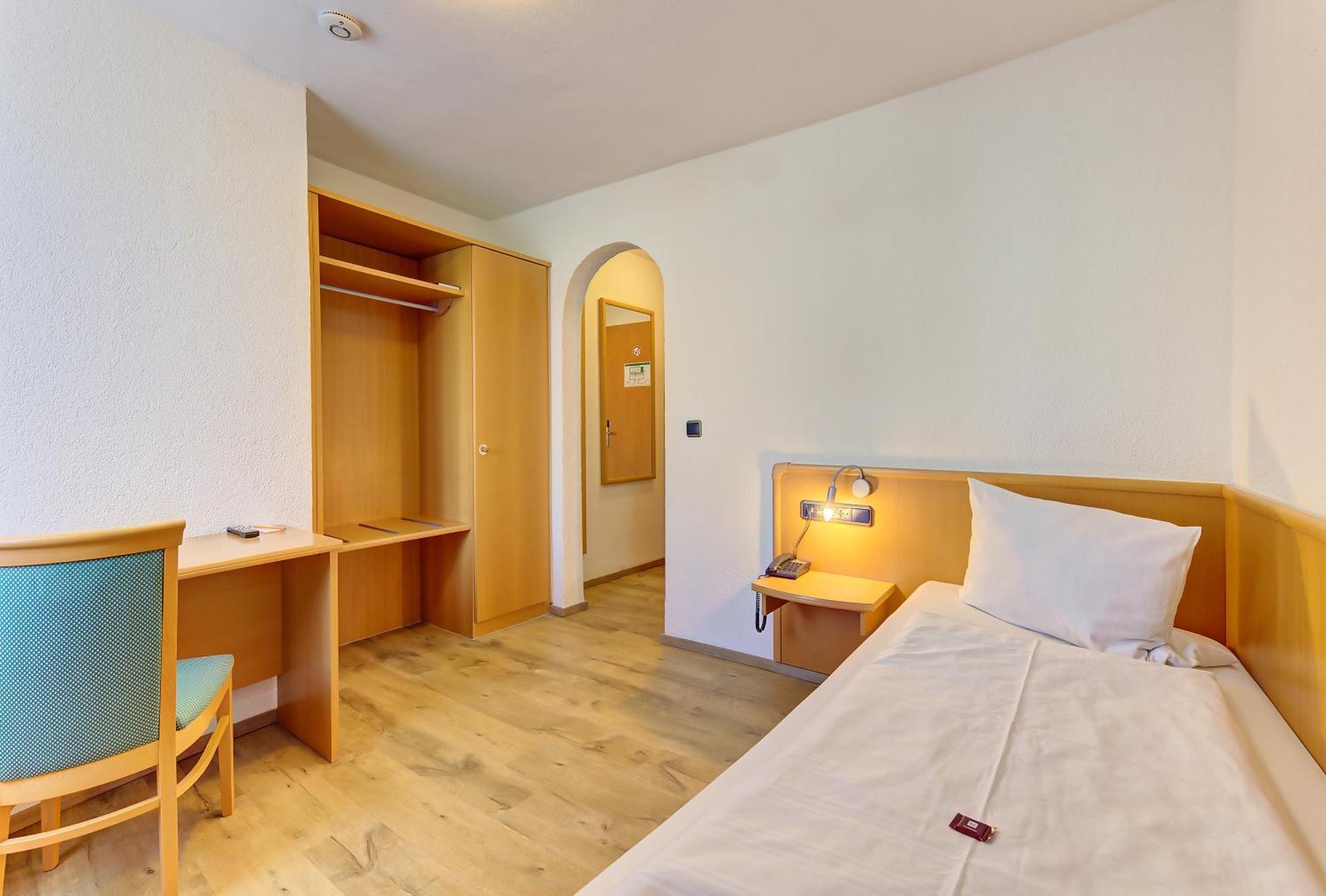 Single Room