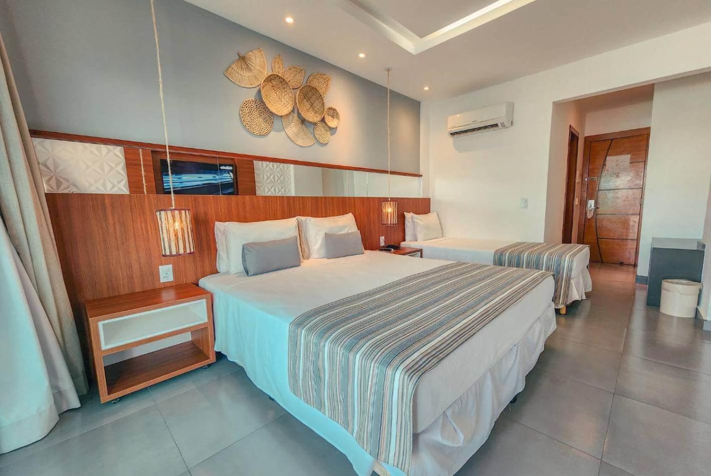 Suite Pool View