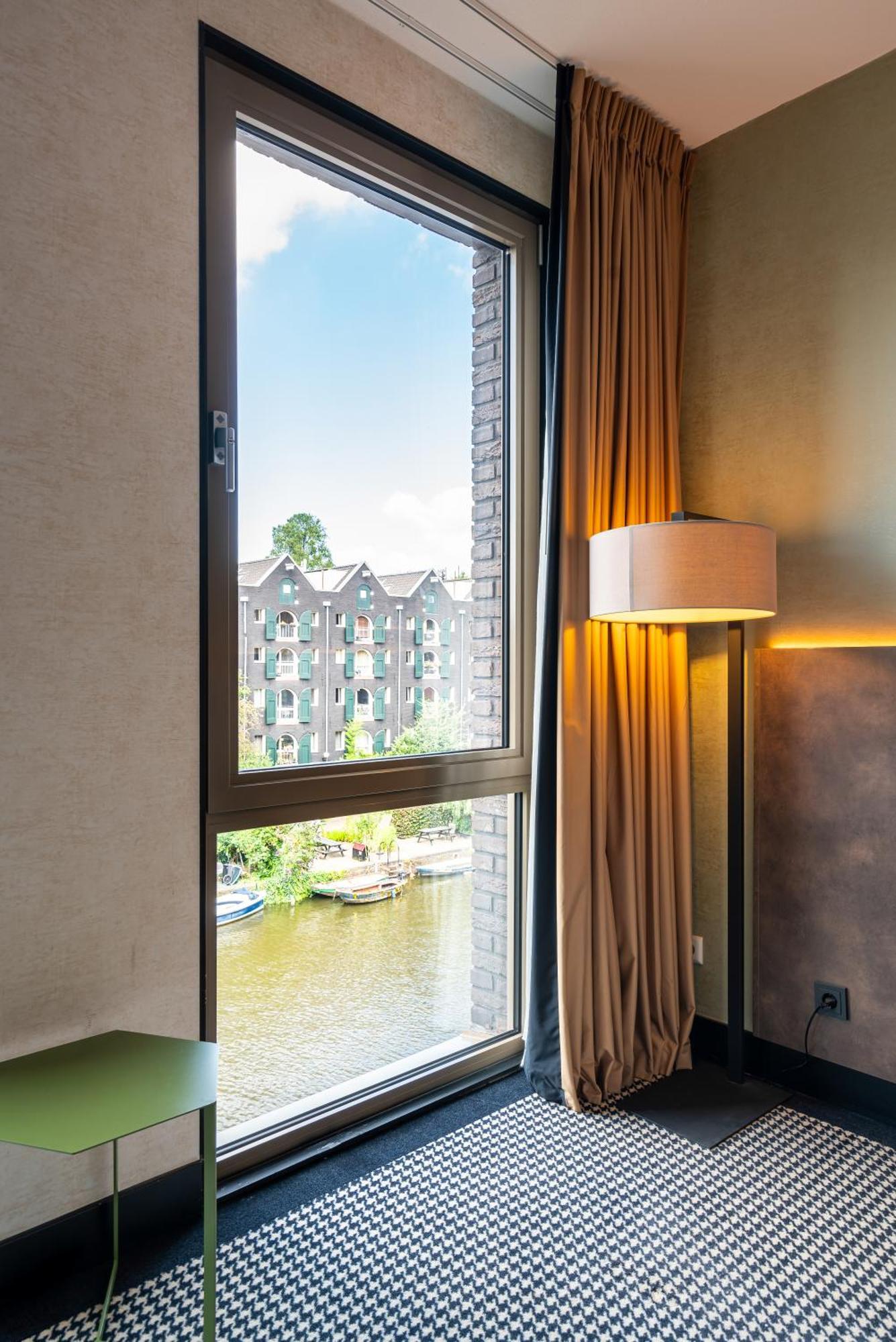 Double Room Canal View