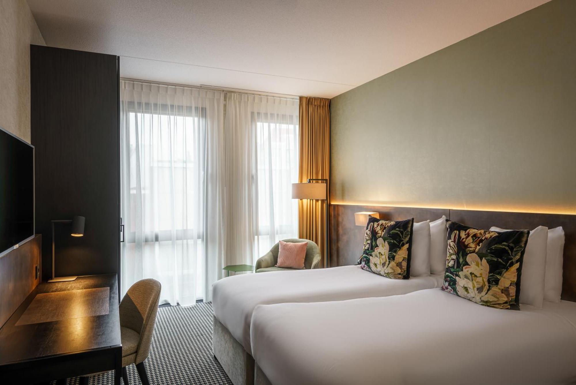 Twin Room Canal View