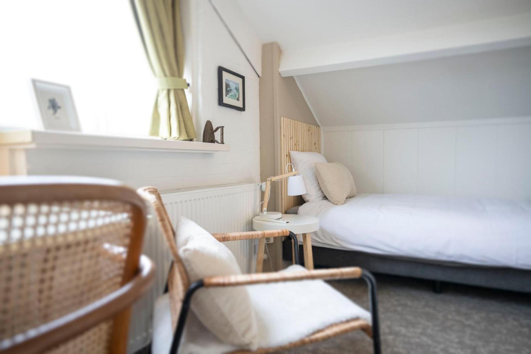 Deluxe Single Room