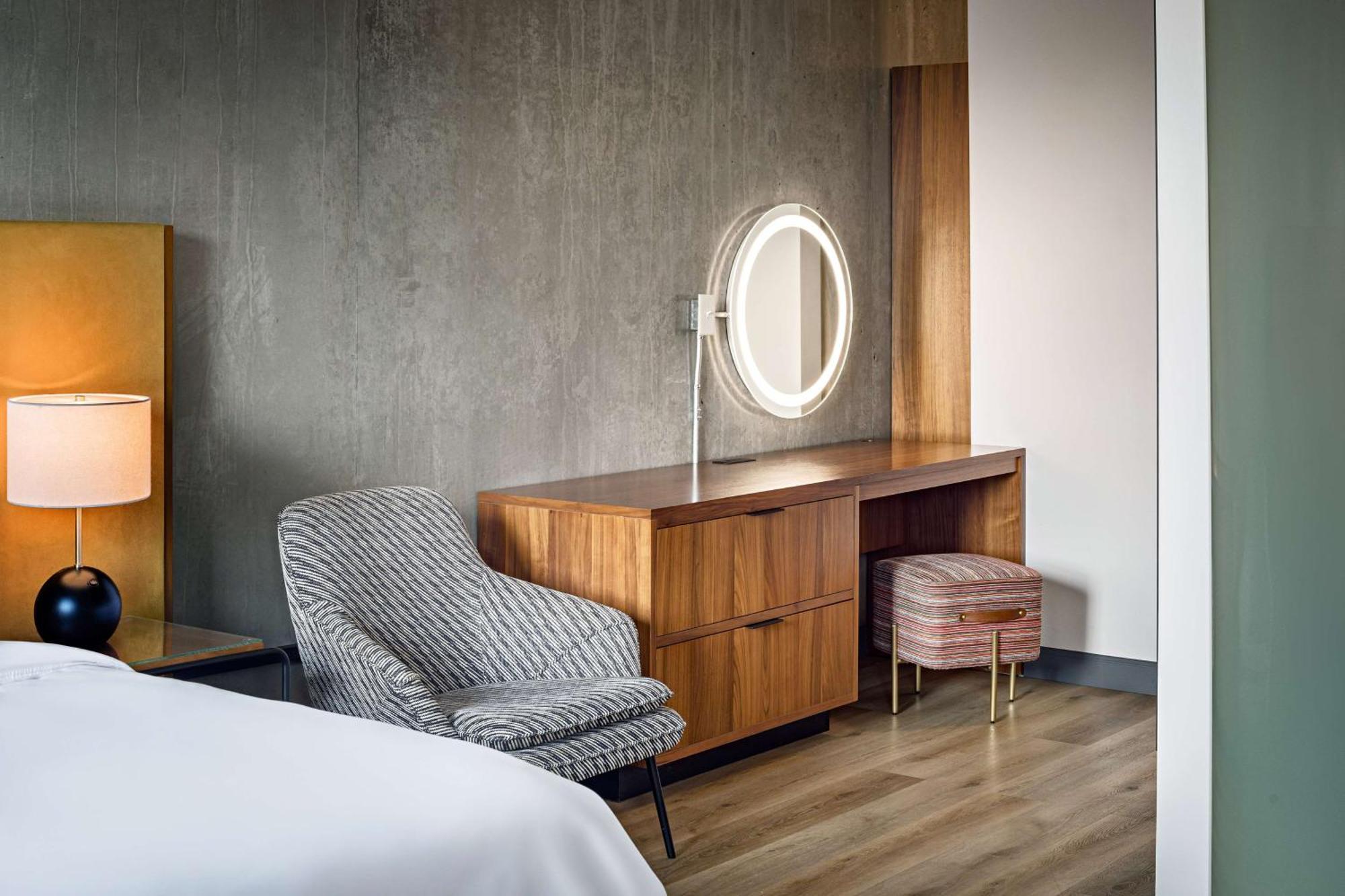 King Suite River View