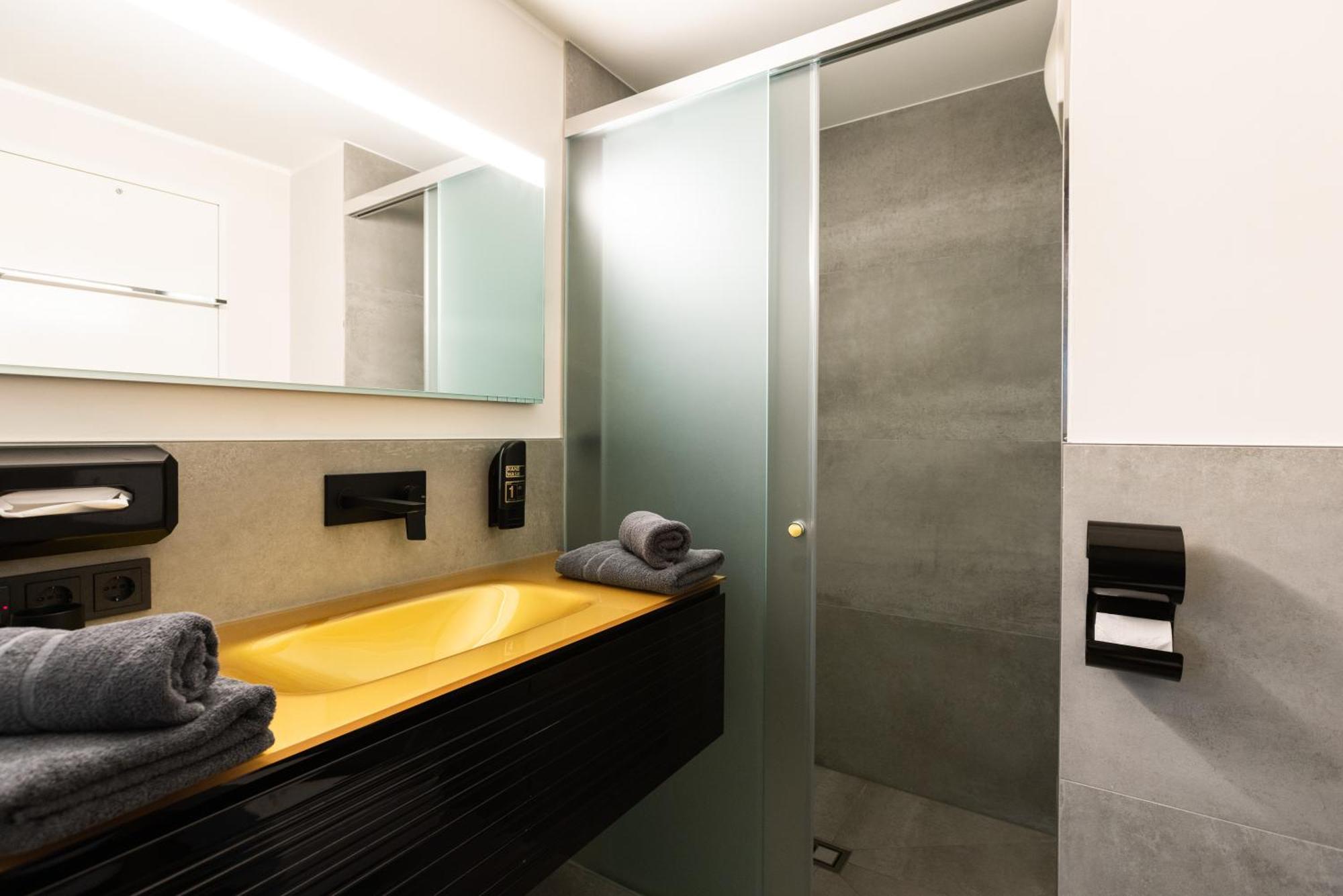Single Room