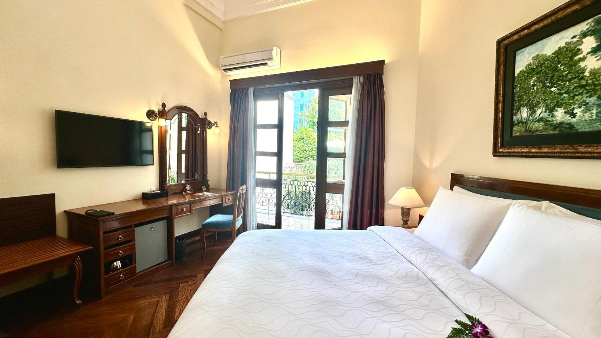 Century Pool Deluxe Room Double or Twin