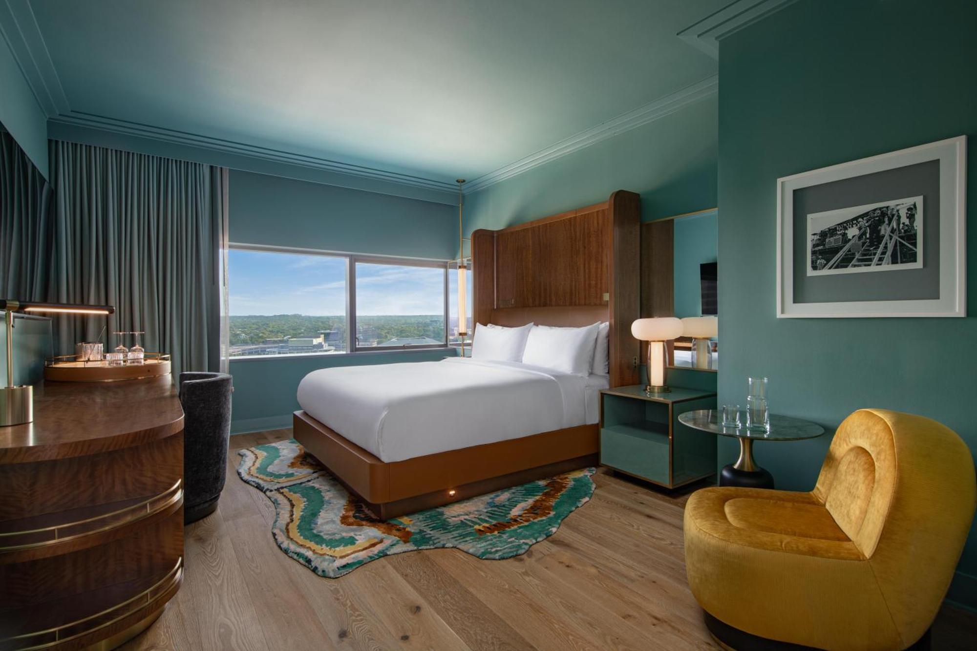 Standard King Room