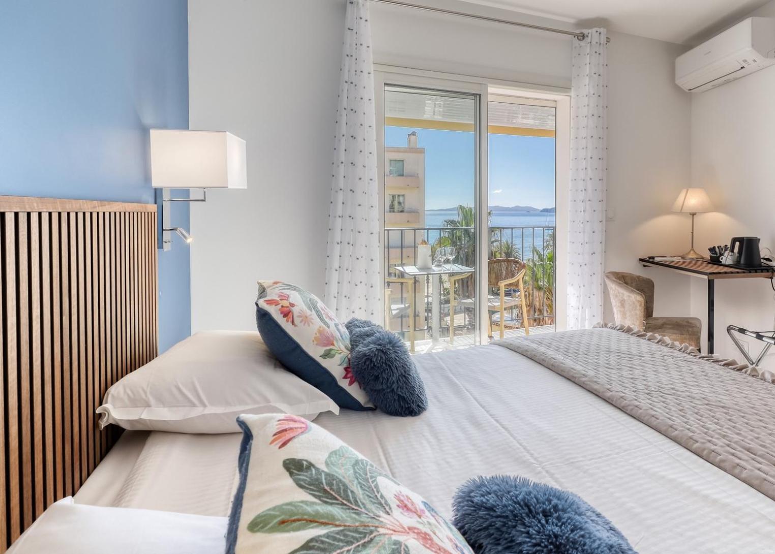 Superior Room Balcony Partial Sea View