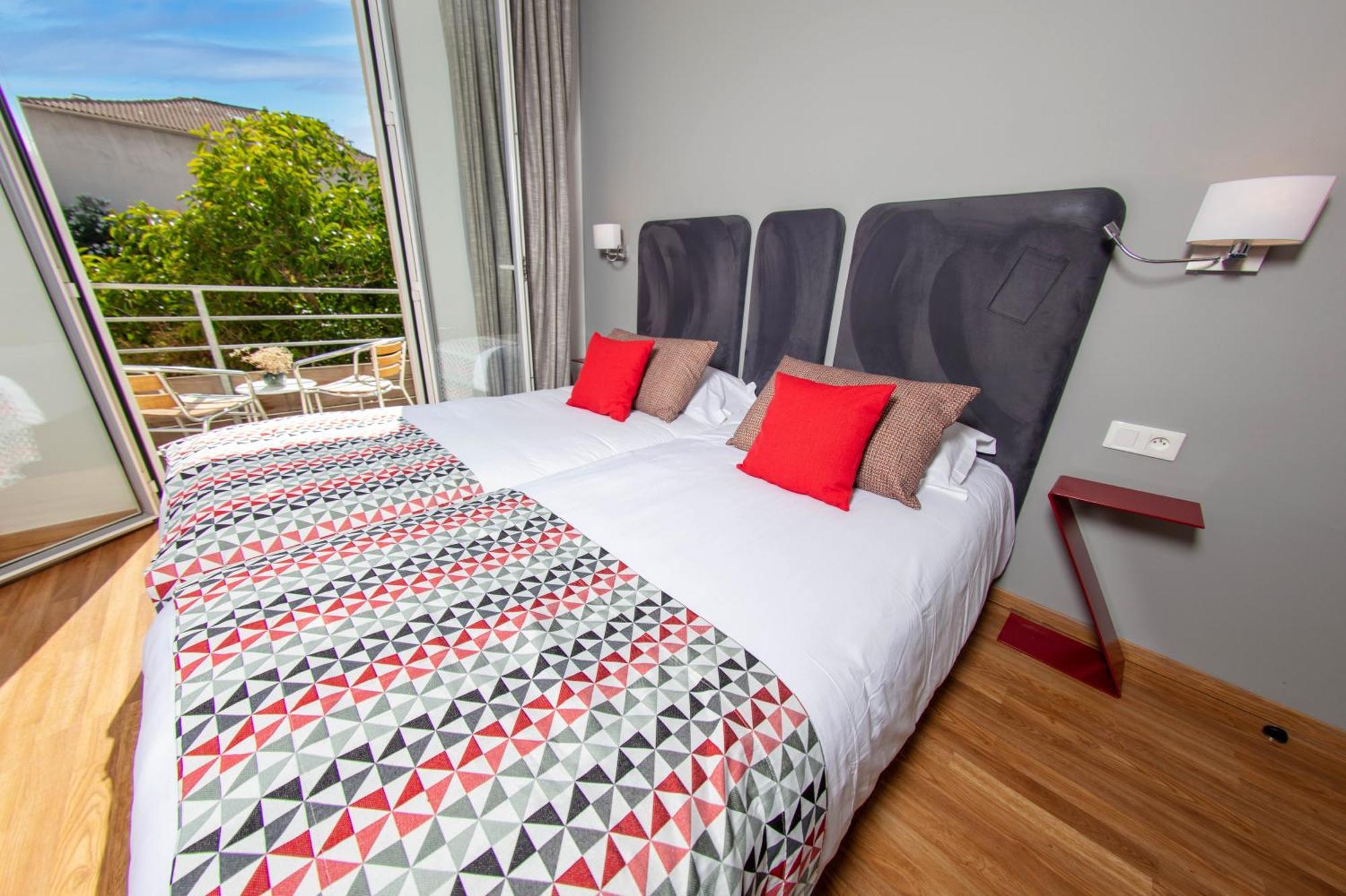 Small twin Room Balcony