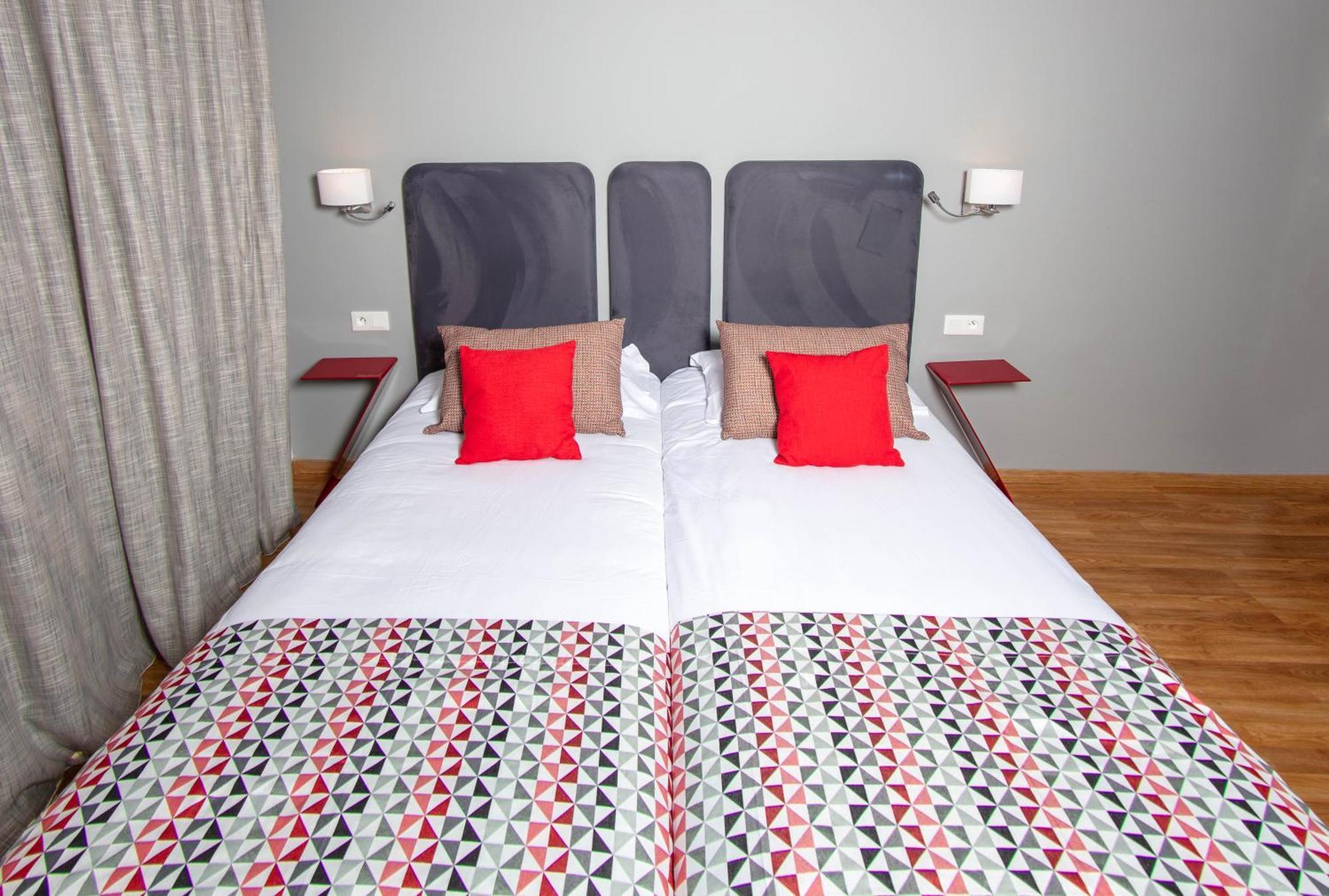Small twin Room Balcony