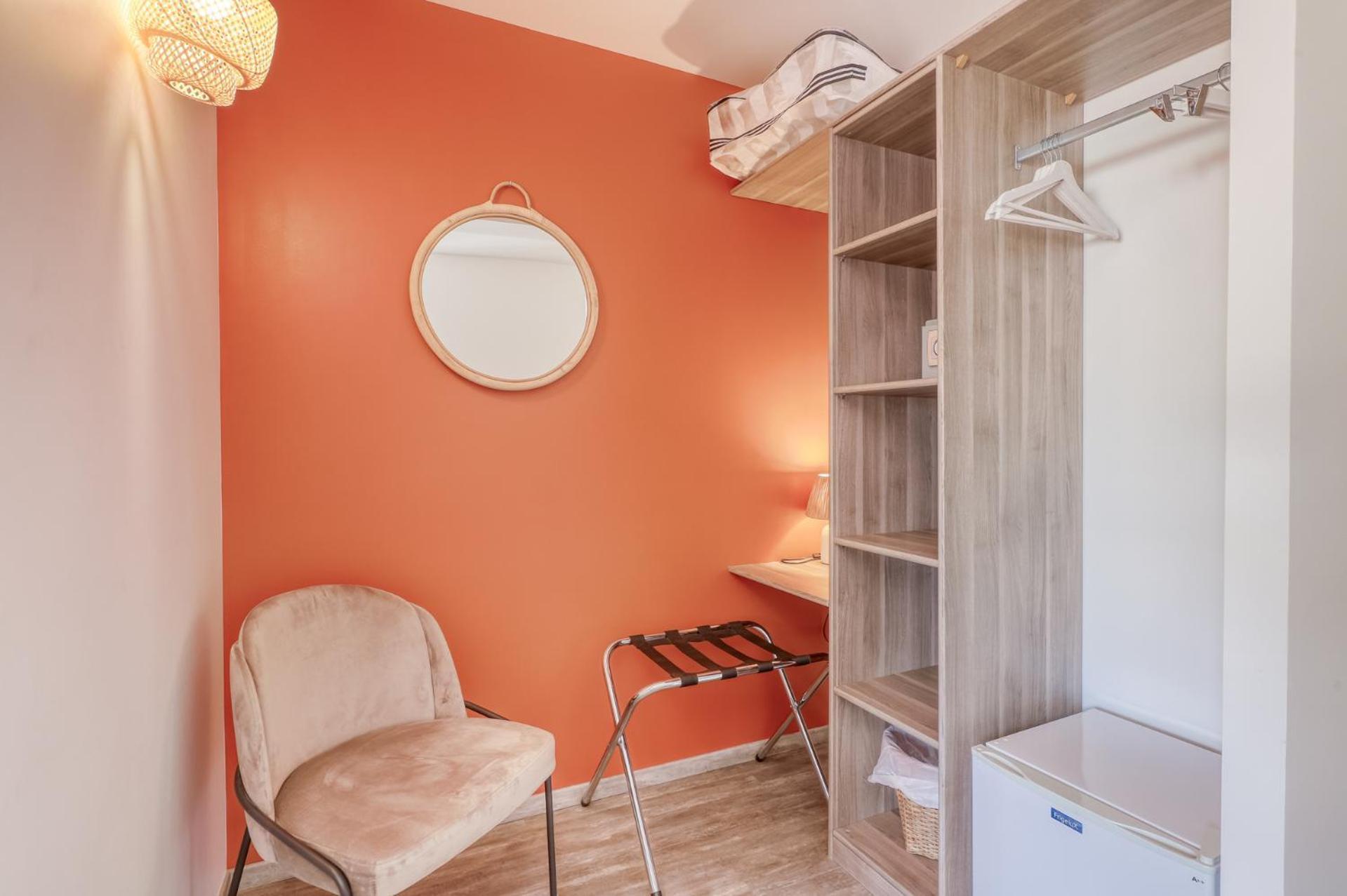 Double or Twin Room Village Side