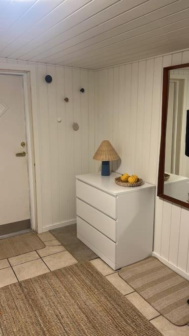 Single Room Smoking