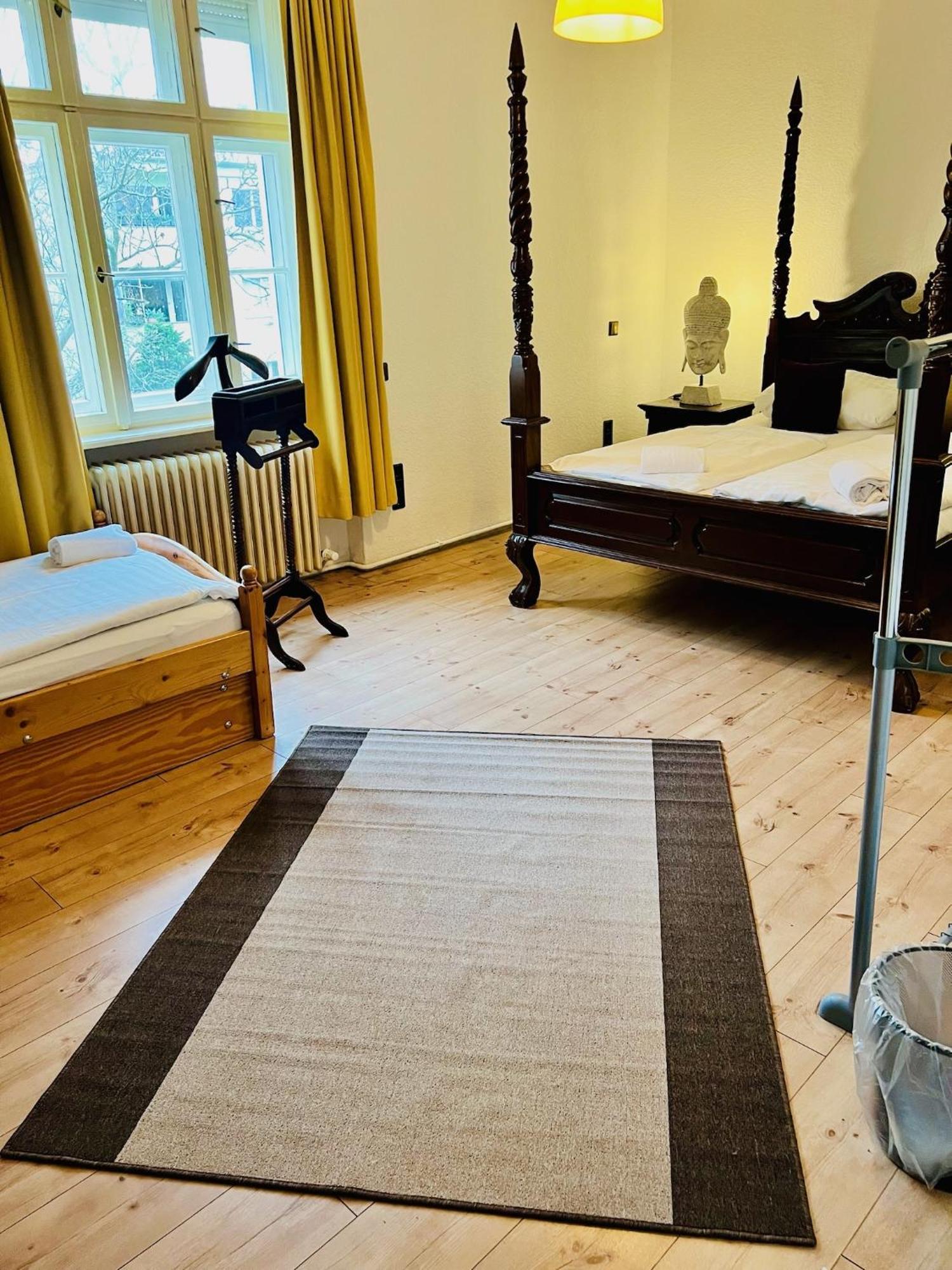 Basic Triple Room
