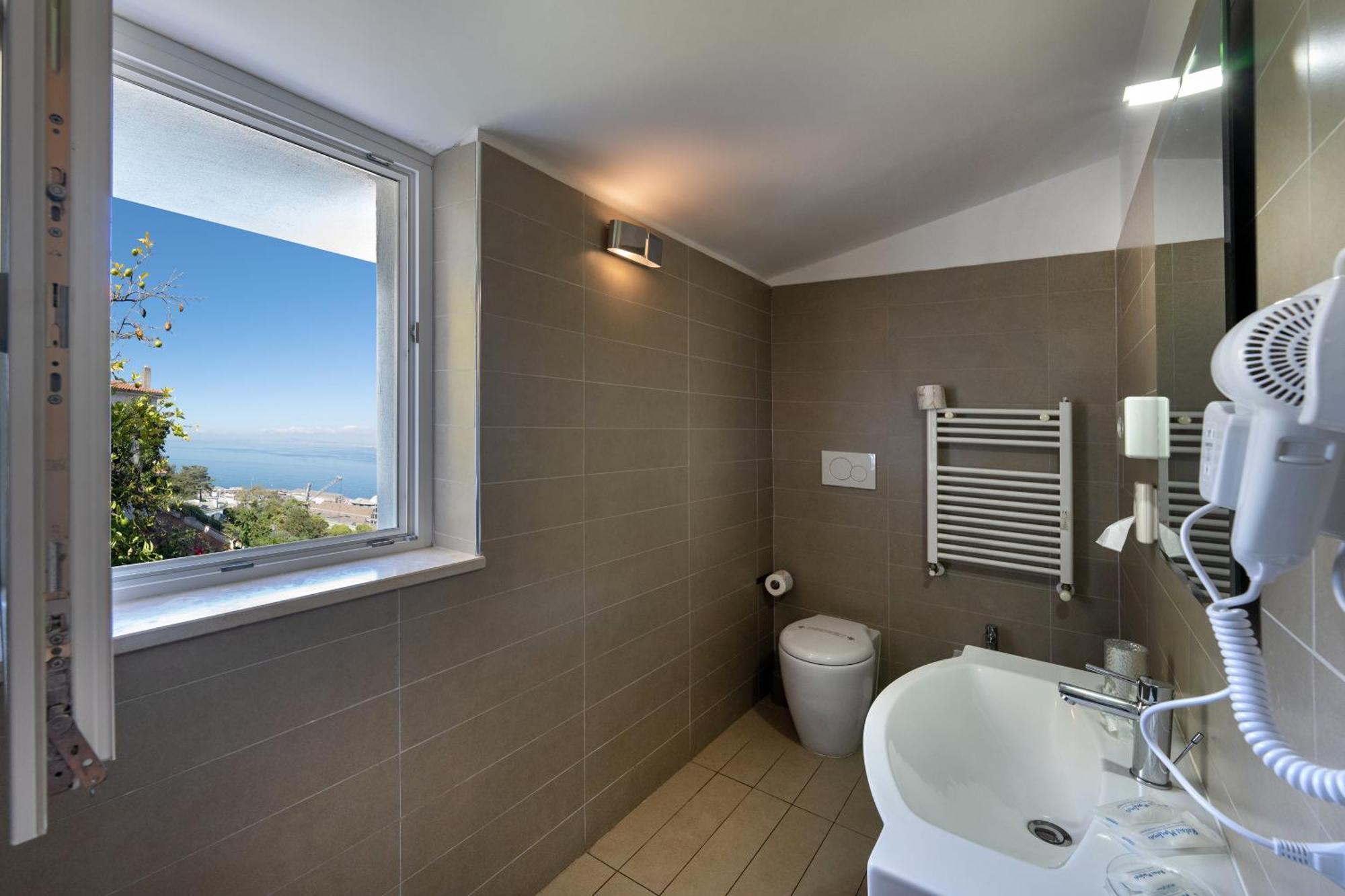 Superior Double Room Garden View