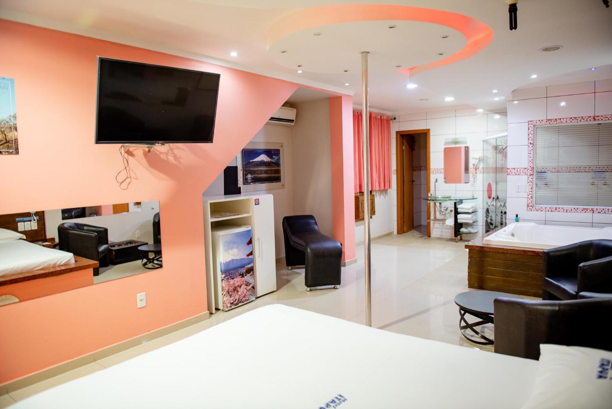 Queen Suite