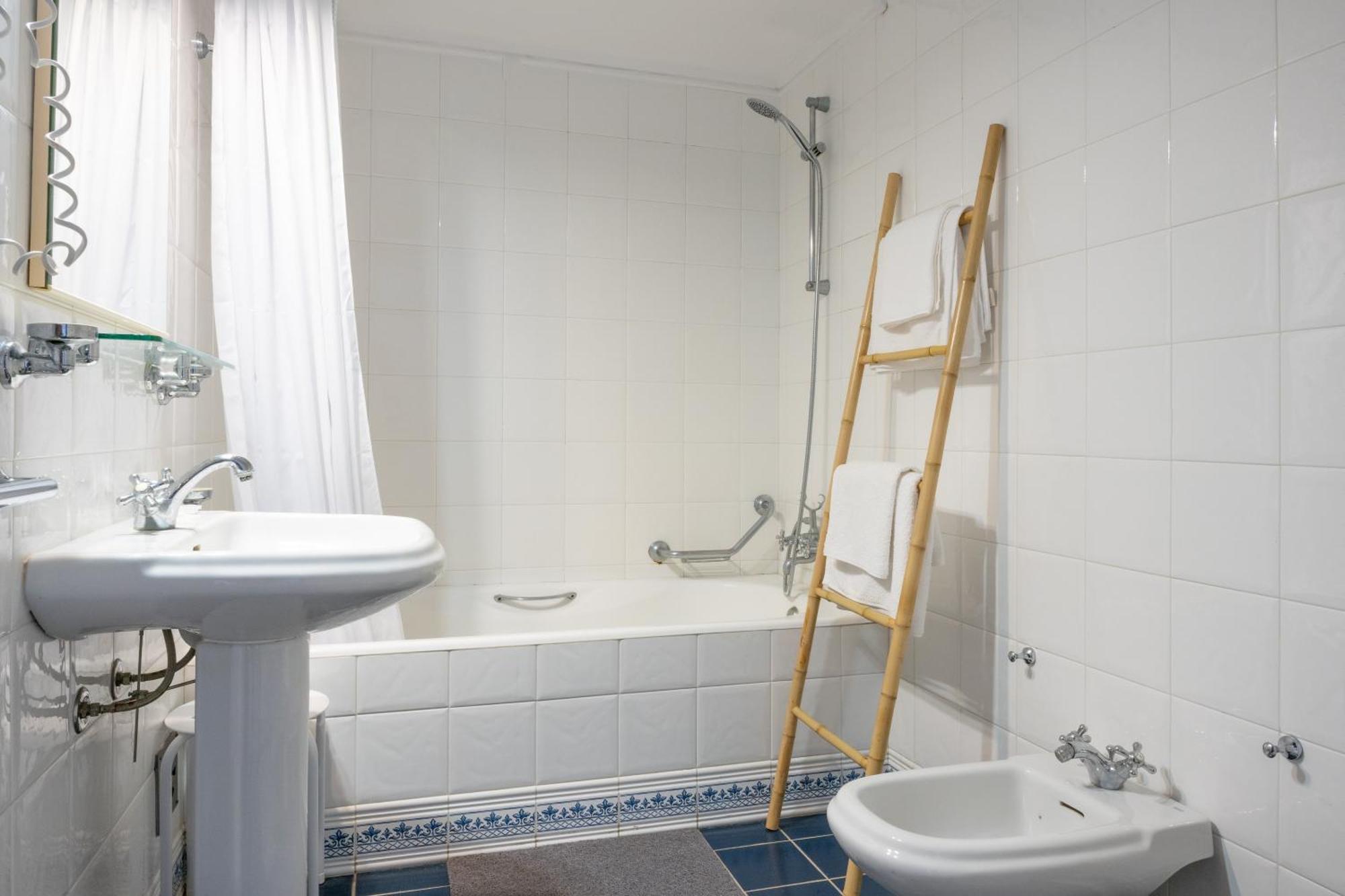 Quarto Duplo com Varanda e Vista Mar