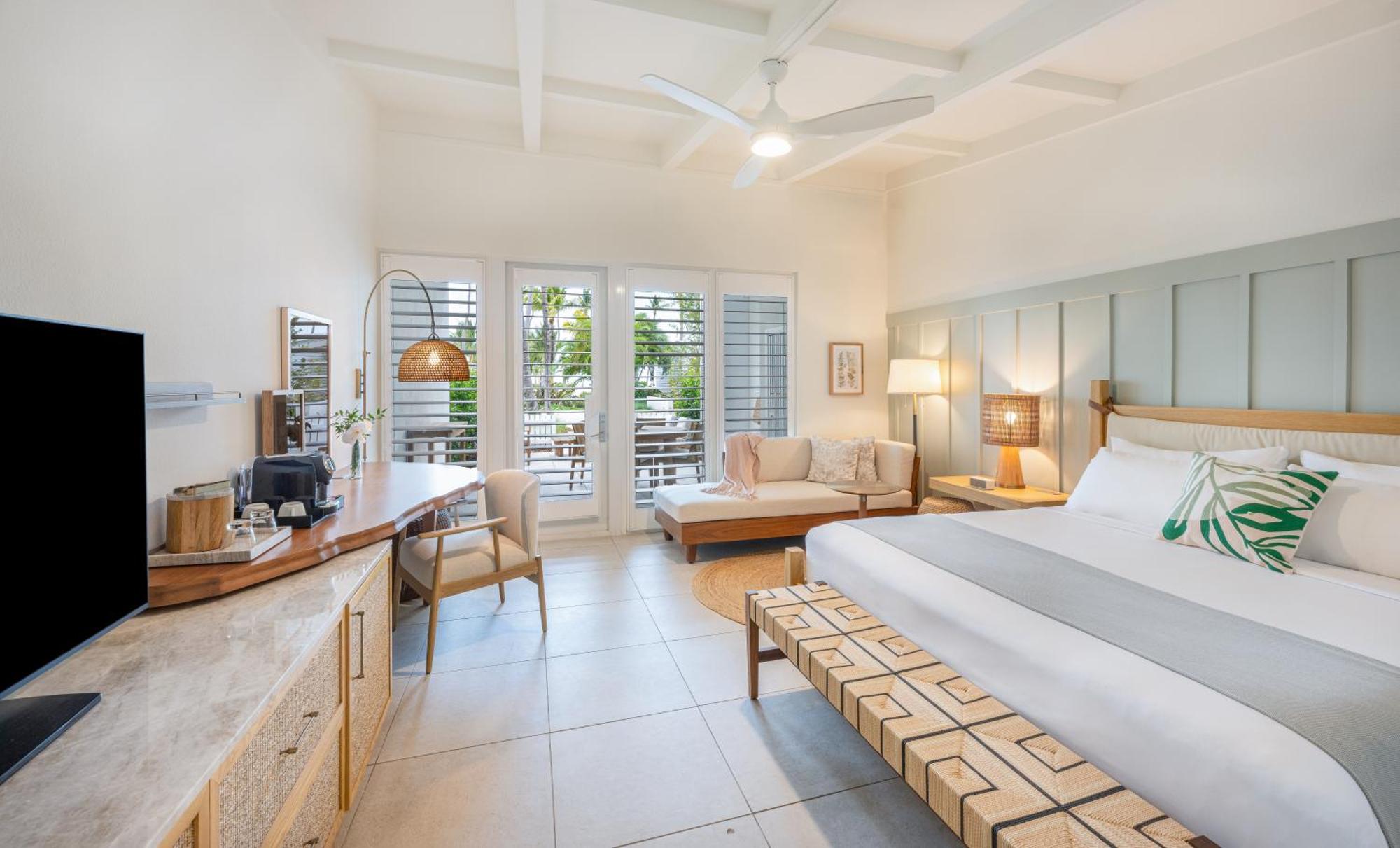 Brand New Tropical View Bungalow King