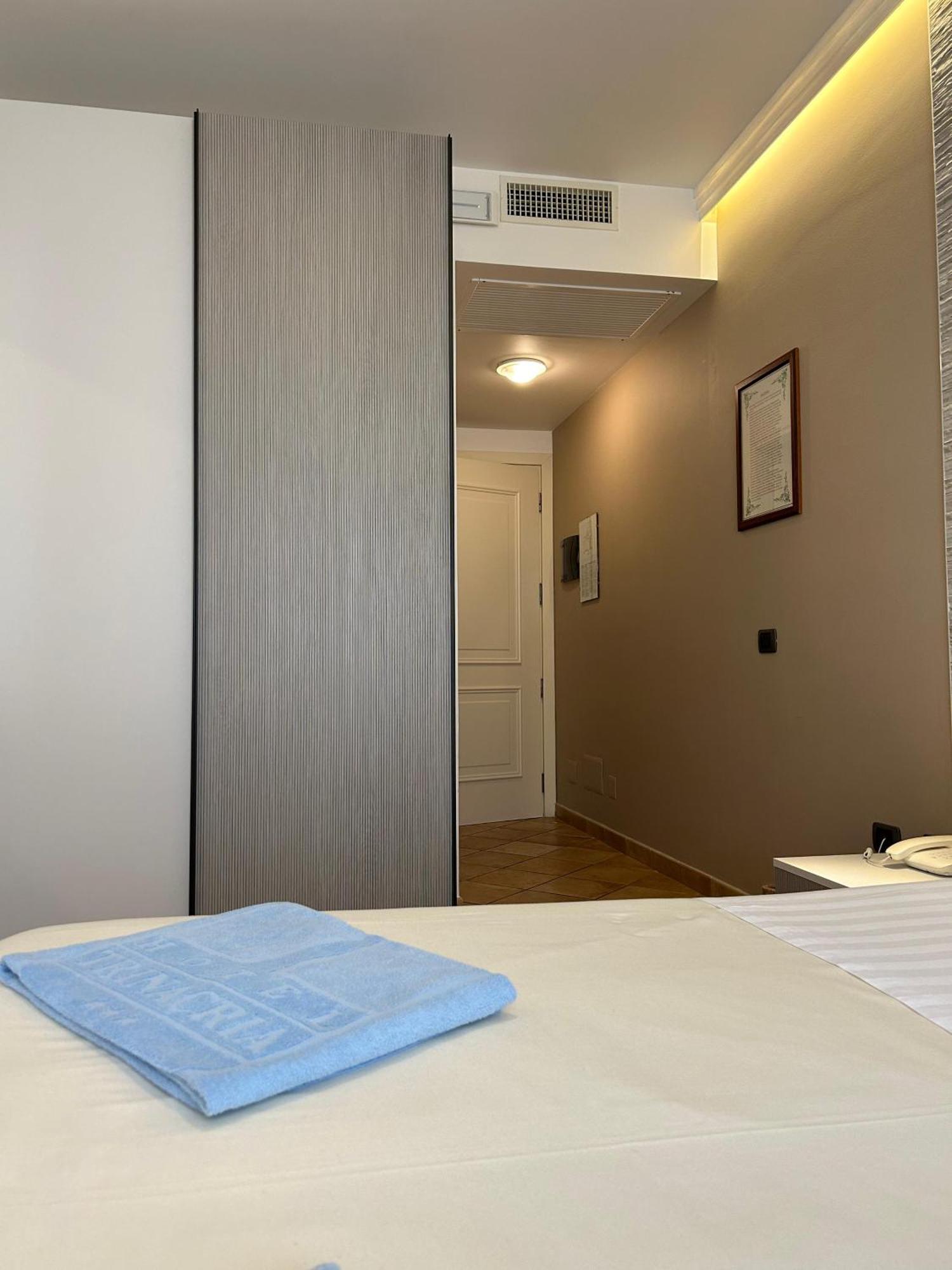 Double or Twin Room Balcony