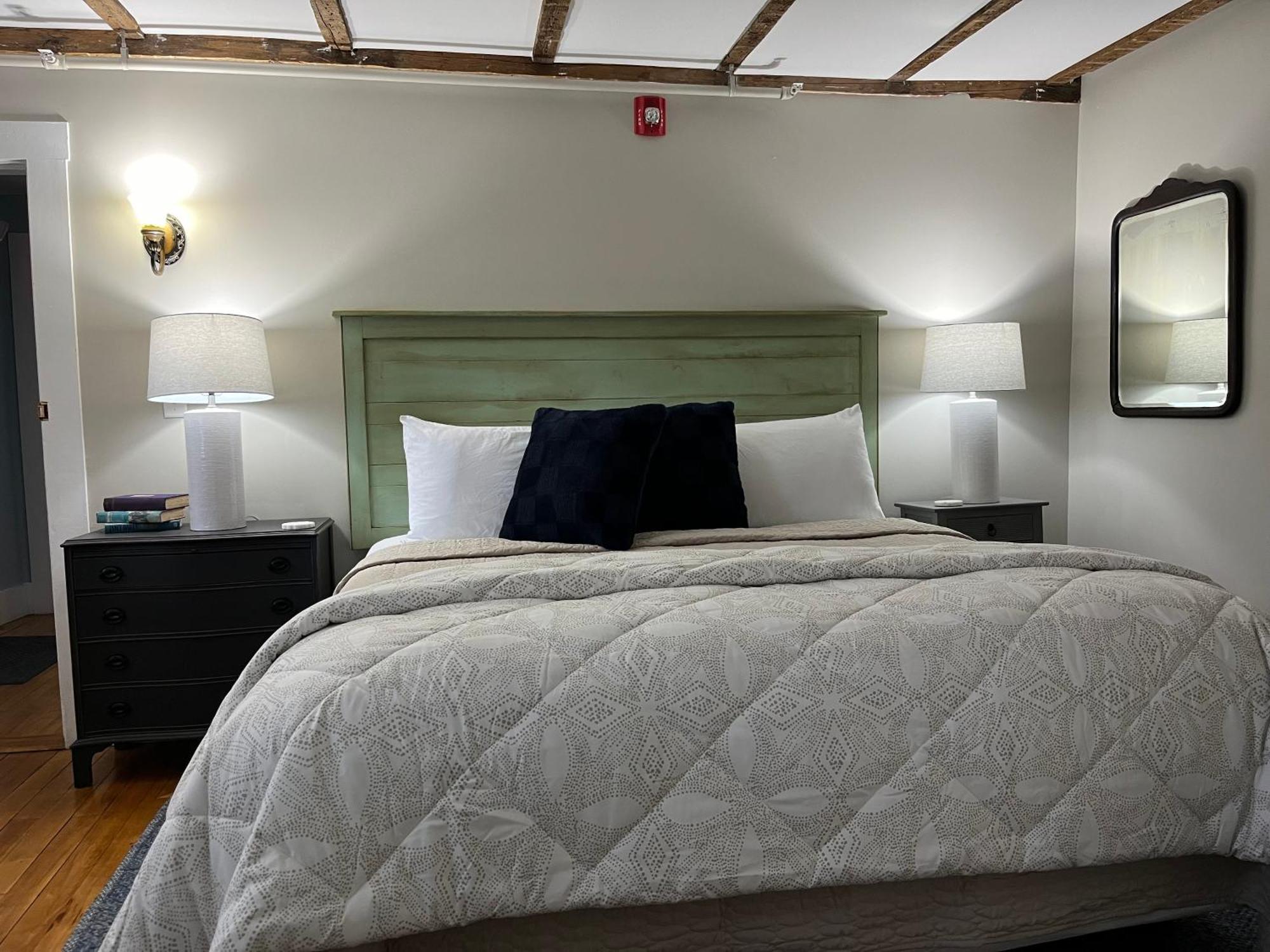 Deluxe King Room,1620594850:JPEG