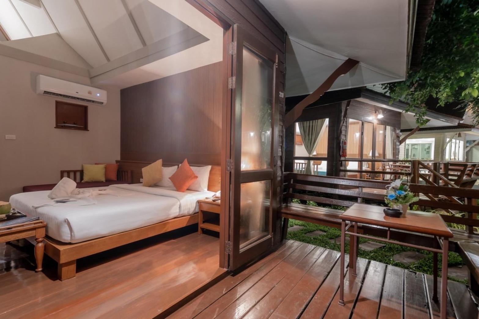 Family Suite Pool Access