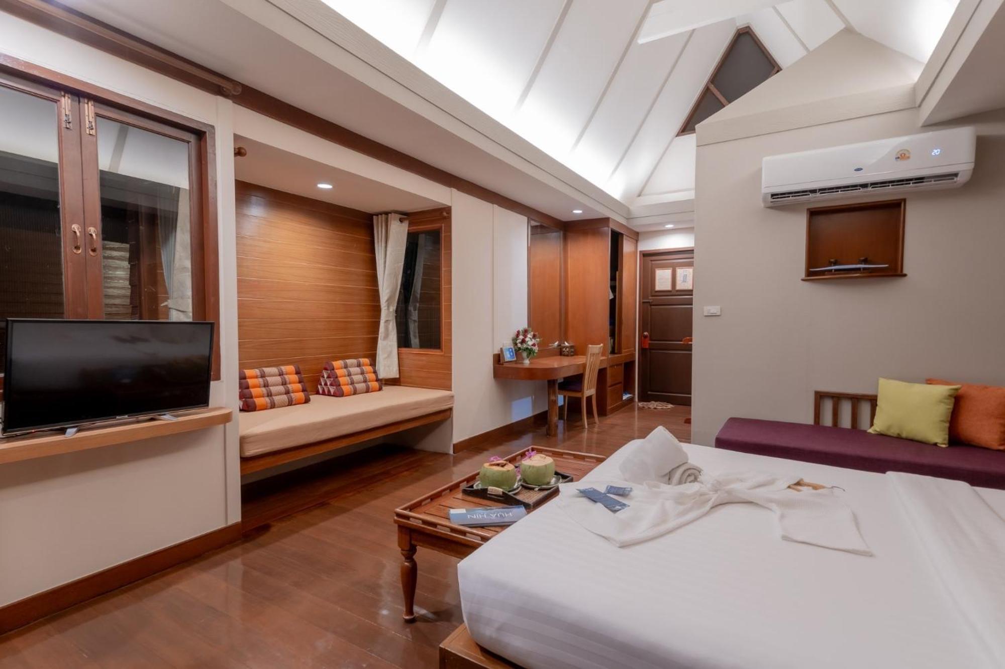 Family Suite Pool Access