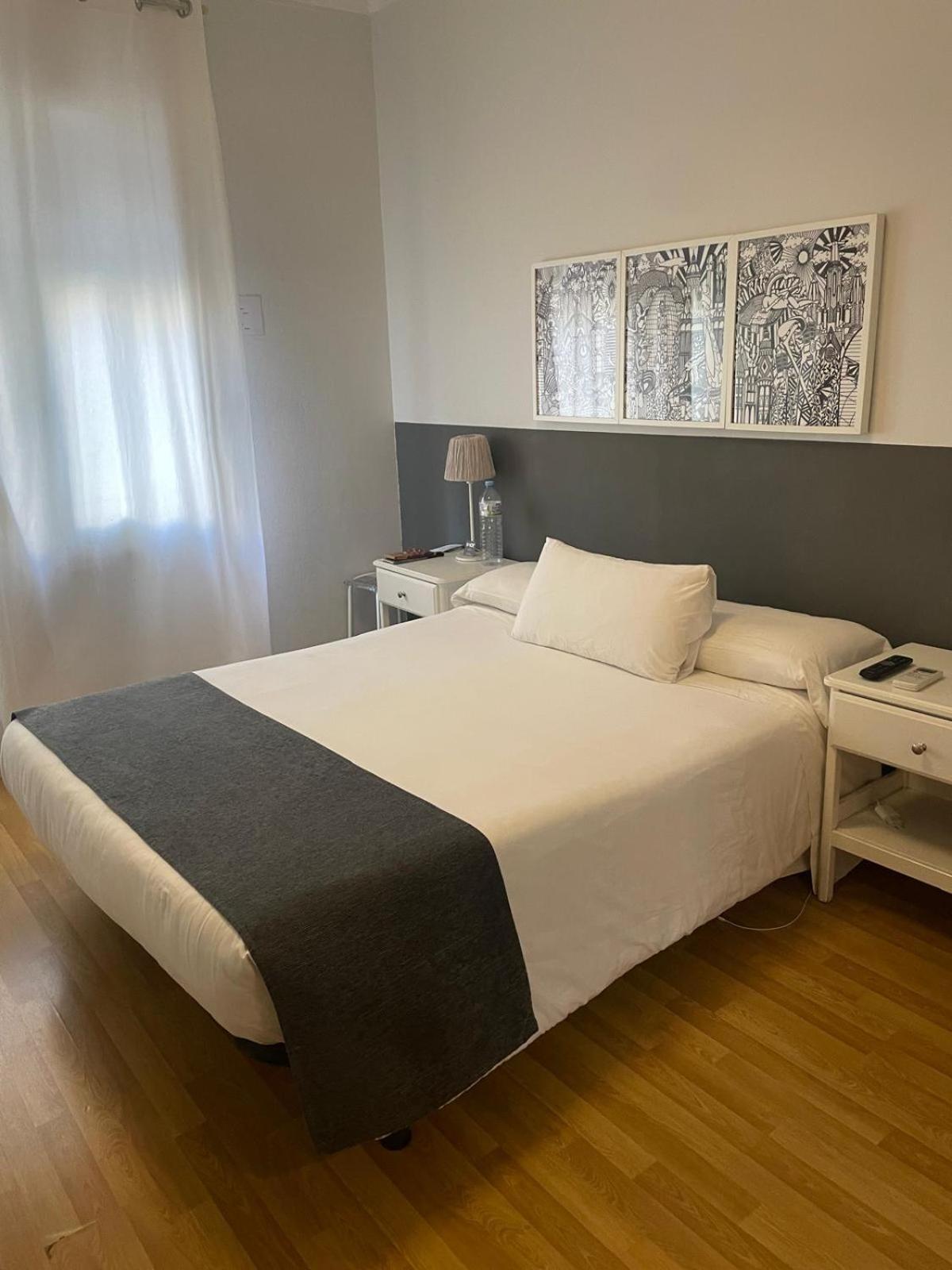Double Room Private Bathroom