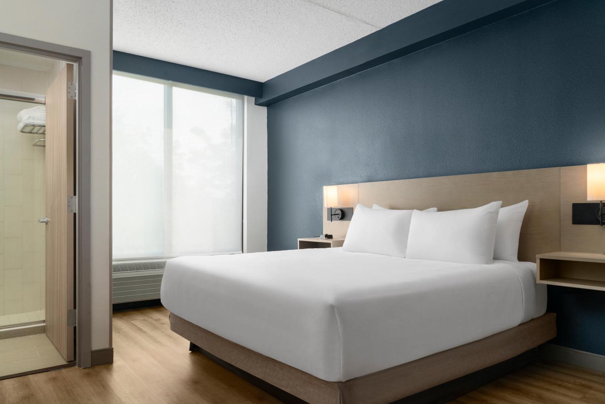 King Room with High Floor and Sofa Bed