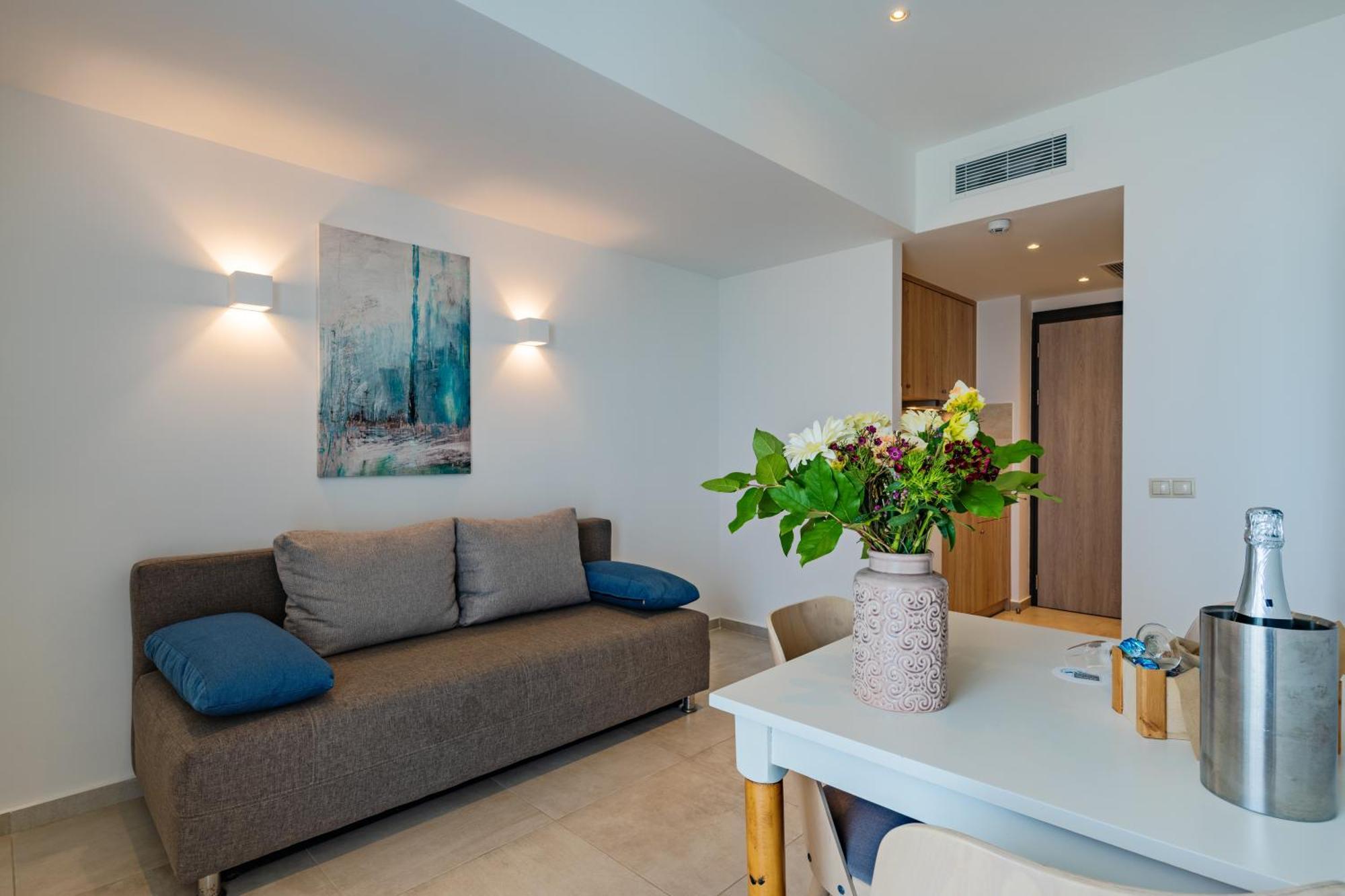 One Bedroom Suite