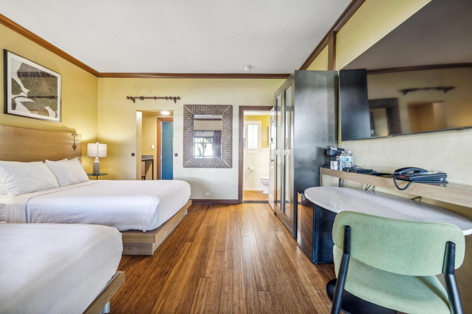 Queen Room Two Queen Beds Non Smoking