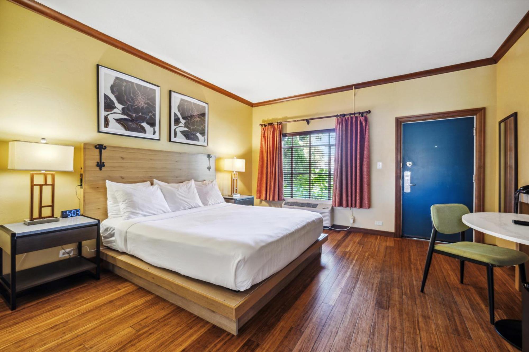 King Room Non-Smoking
