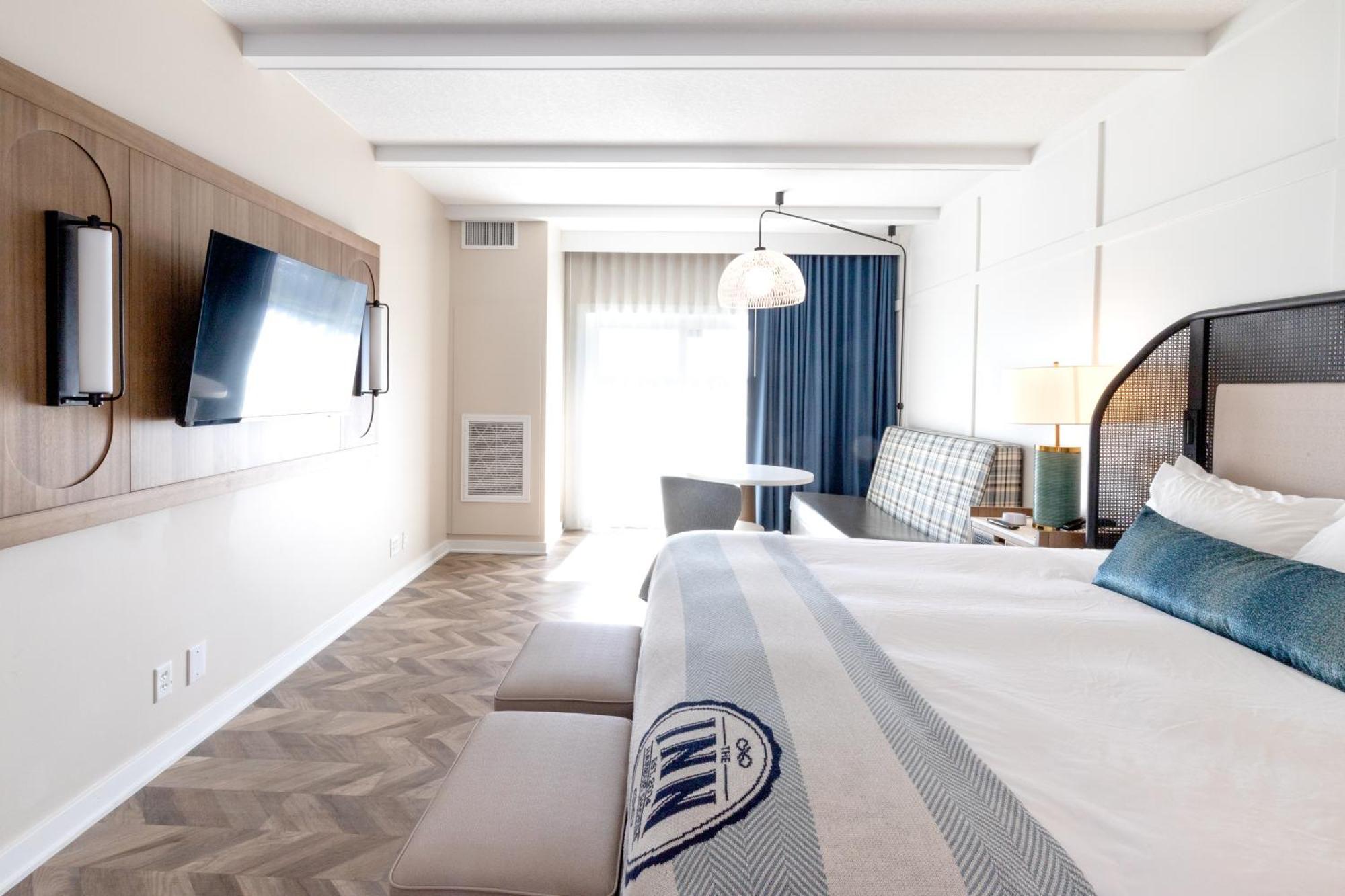 King Room Harbor View