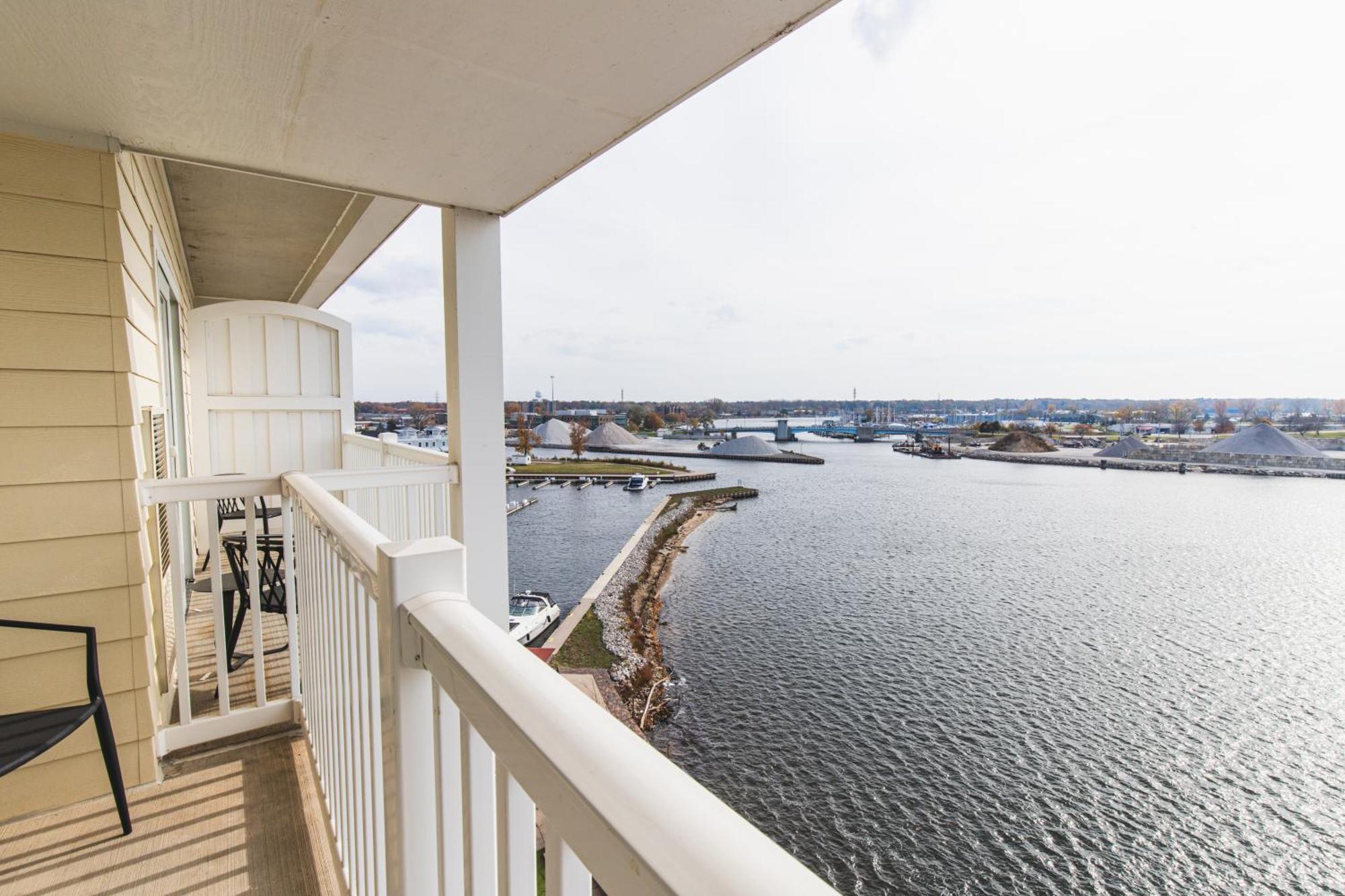 King Room Harbor View