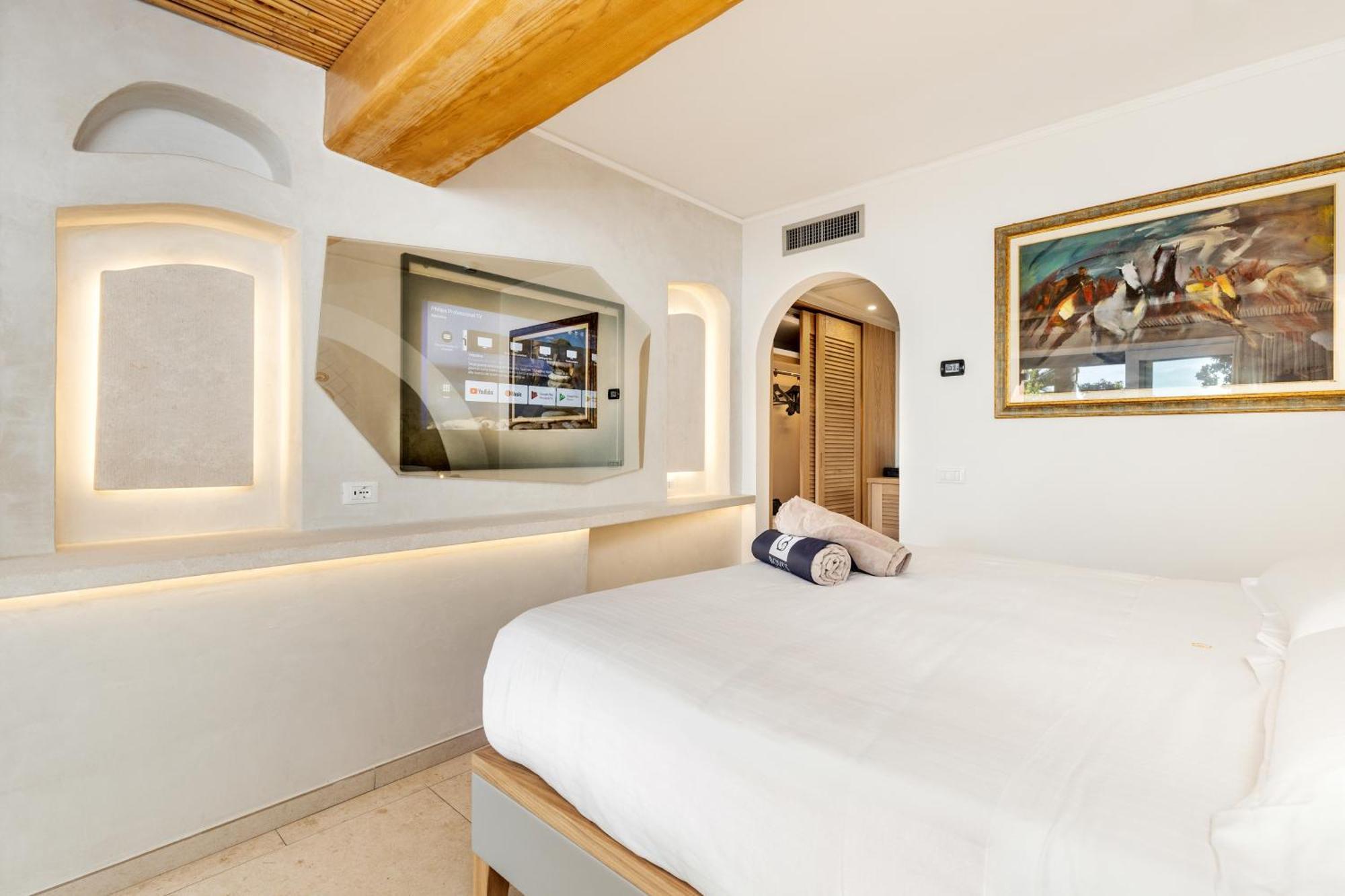 Double Room Pool View