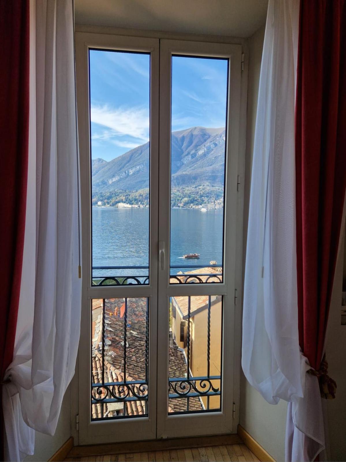Double Room Lake View