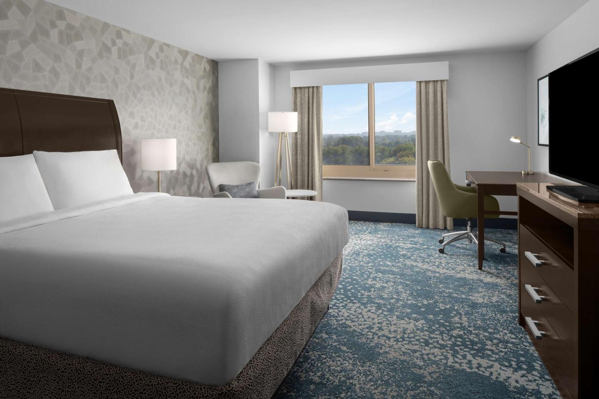 Premium King Room