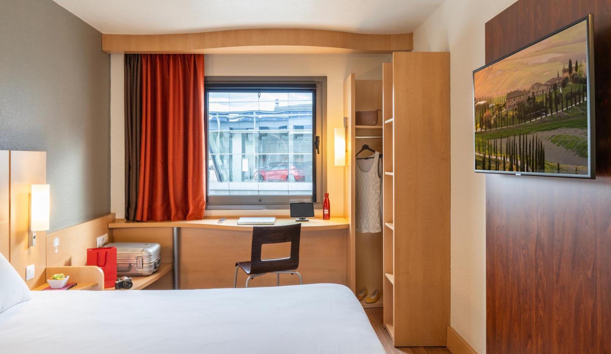 Habitación Doble con ropa de cama nueva