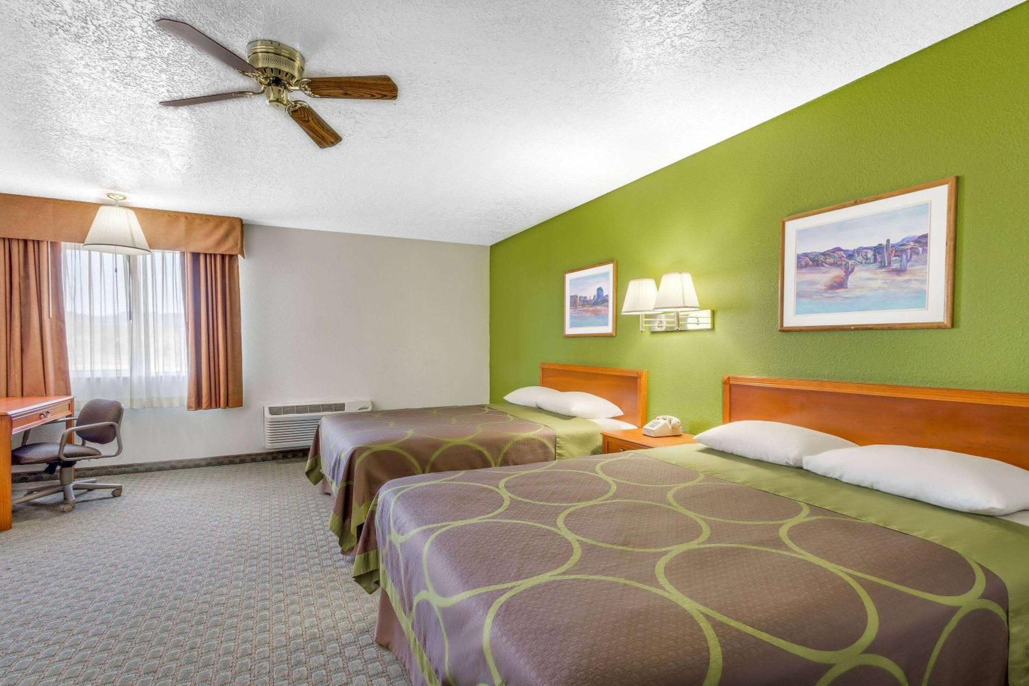 Queen Room Two Queen Beds Non-Smoking