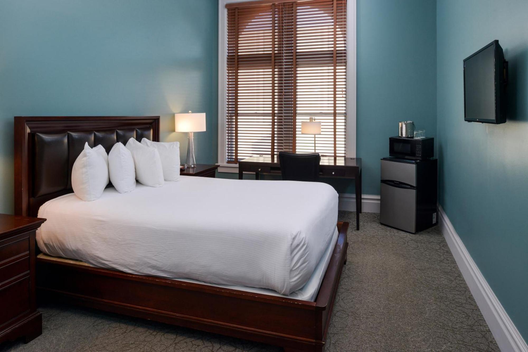 Queen Room Disability Access