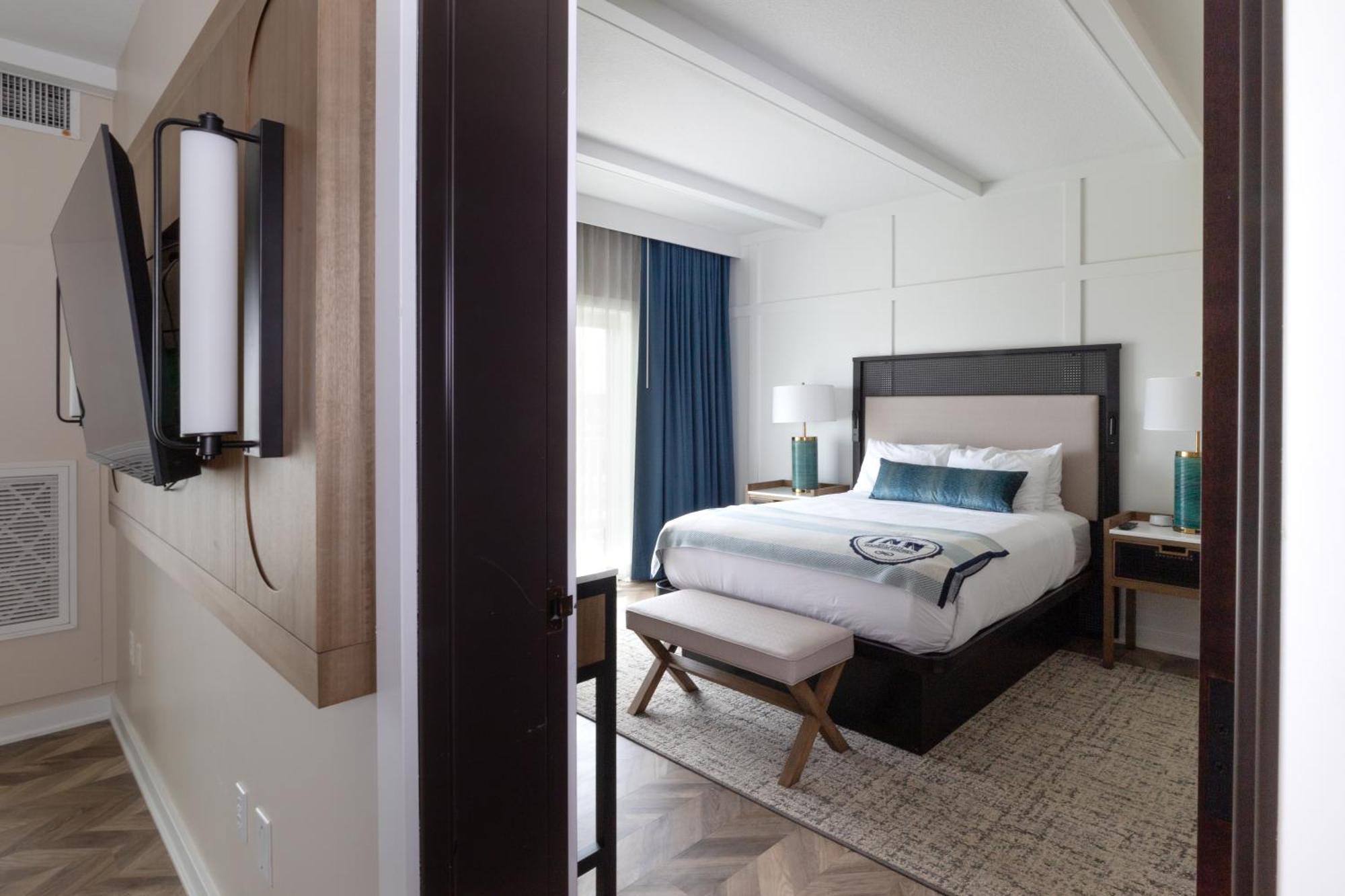 Queen Suite