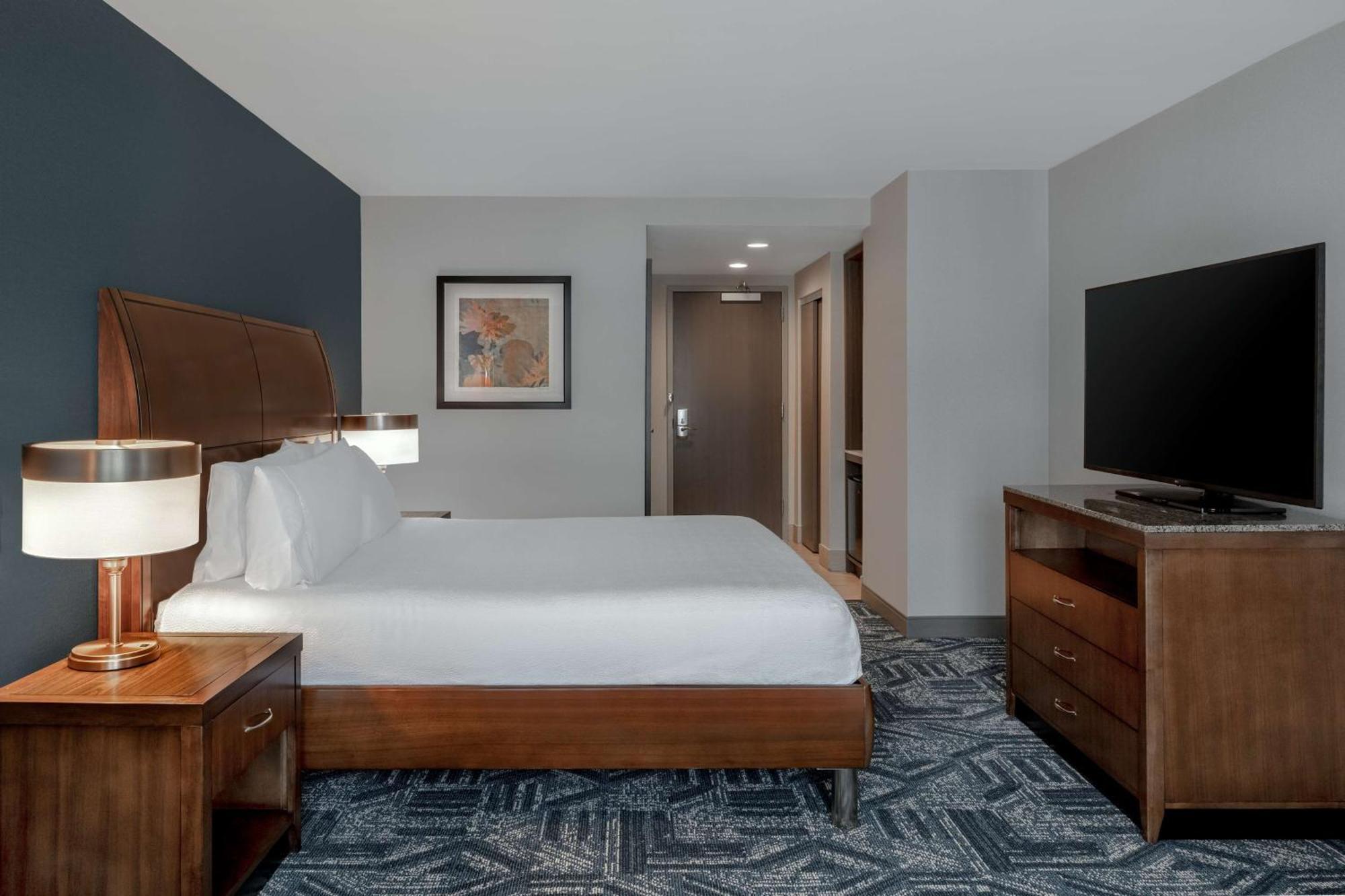 King Room,1622094811:JPEG