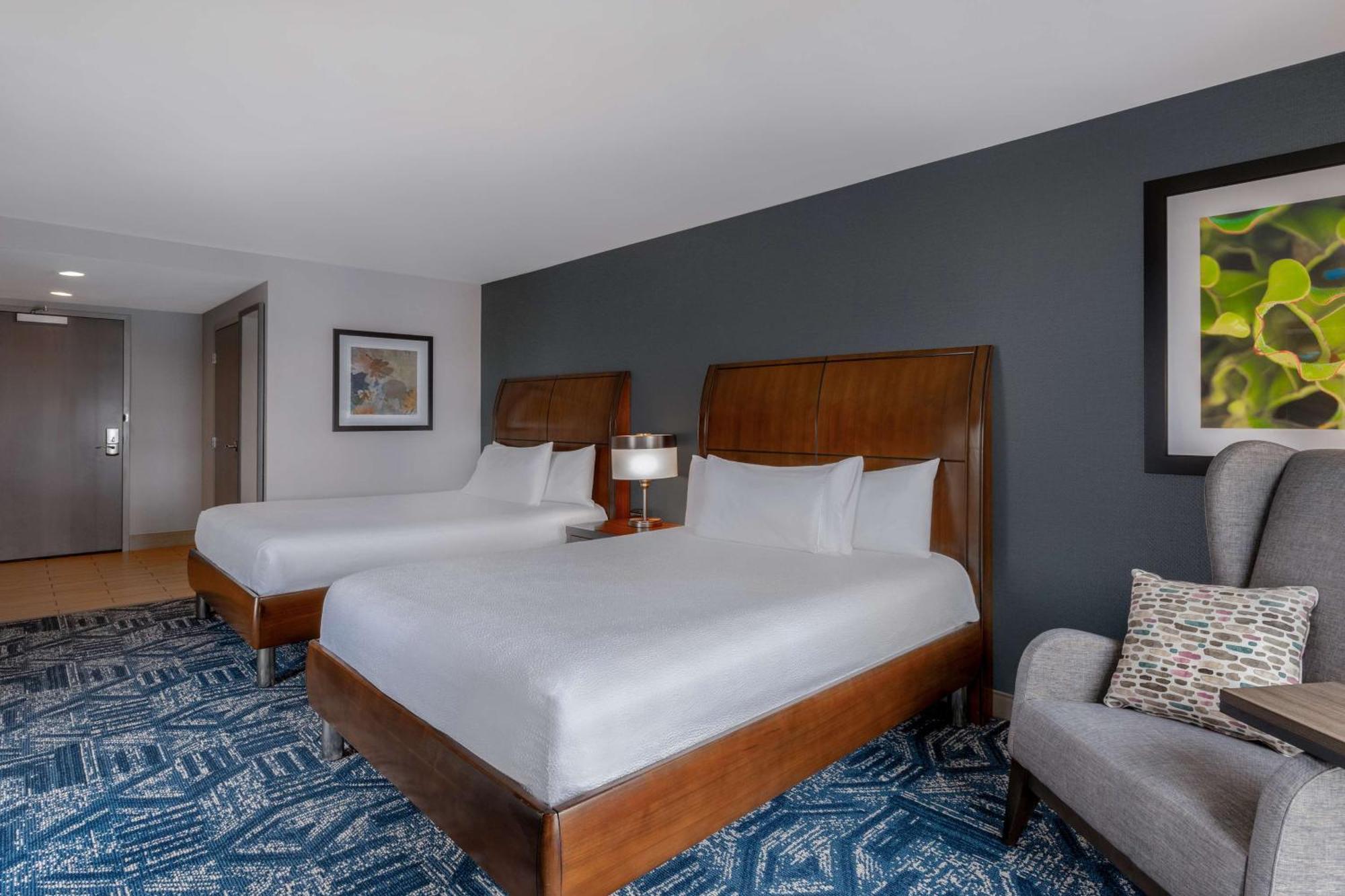 Queen Room Two Queen Beds